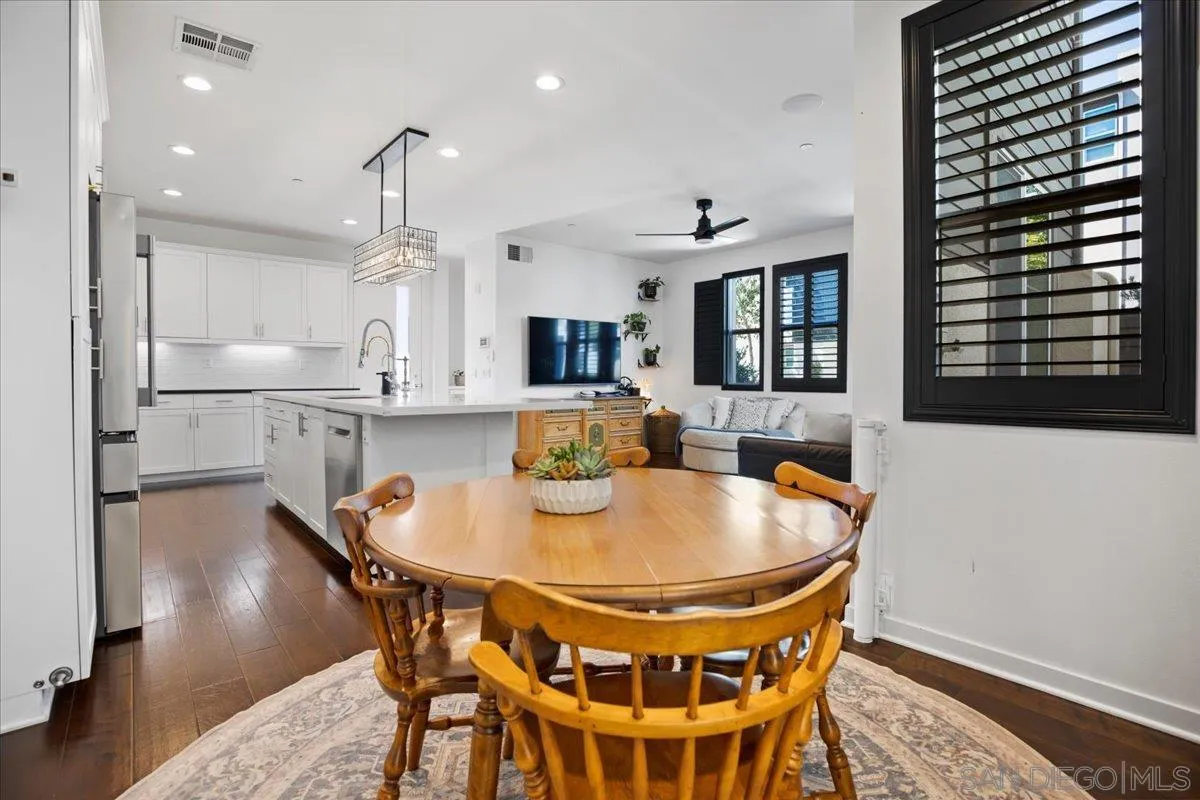 https://cdn.realtyfeed.com/cdn/127/250022096/3a93fb71885d10c6f5f1aec9d460d173.webp