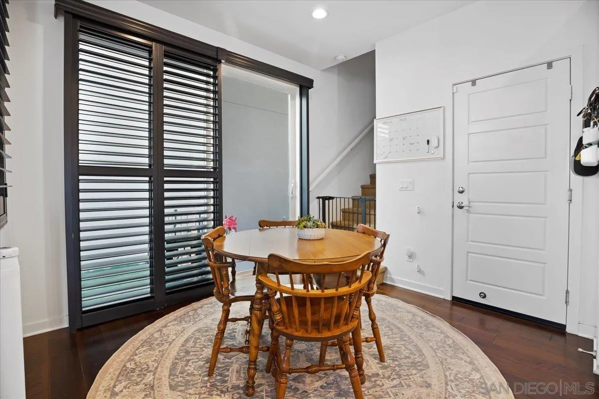 https://cdn.realtyfeed.com/cdn/127/250022096/bf32ba1b3c6a1f5aa1527be8e907e0e3.webp