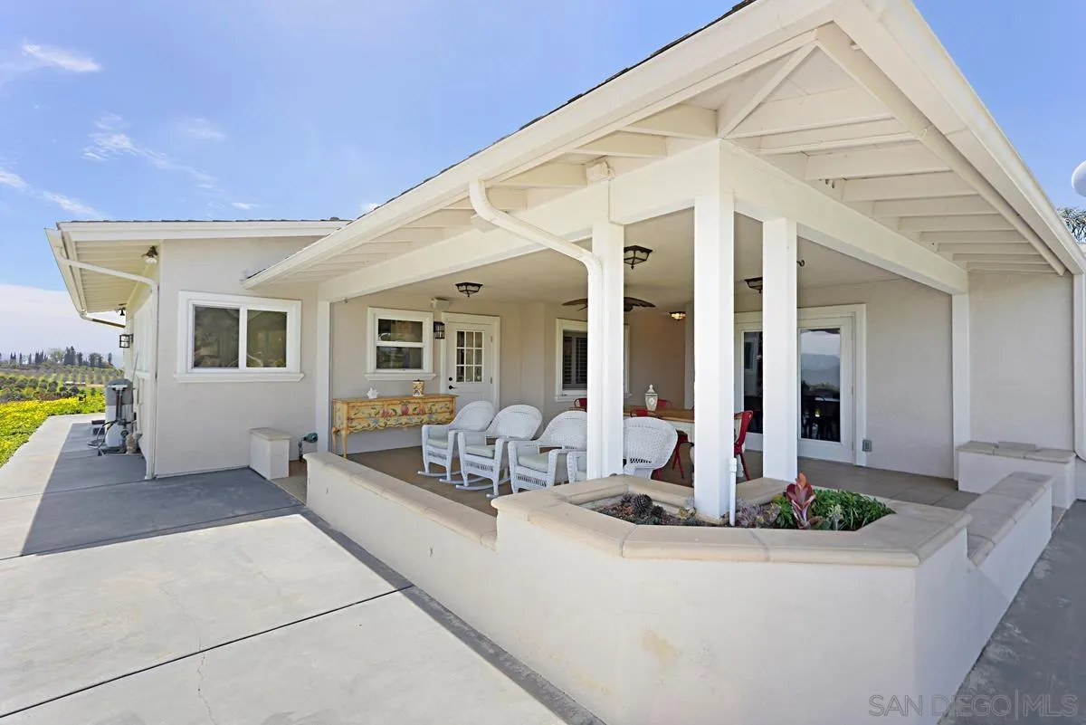 https://cdn.realtyfeed.com/cdn/127/250022127/34df4049efe3ba73838d827a9d4f44fd.webp