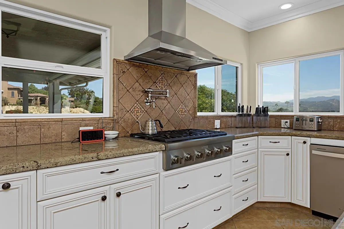 https://cdn.realtyfeed.com/cdn/127/250022127/8dd7323b46925b8f5cb84fa45c6ca1c6.webp