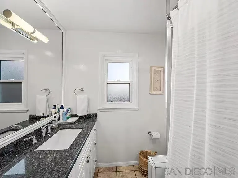 Photo #25: 250022139 Listing: Photo #25