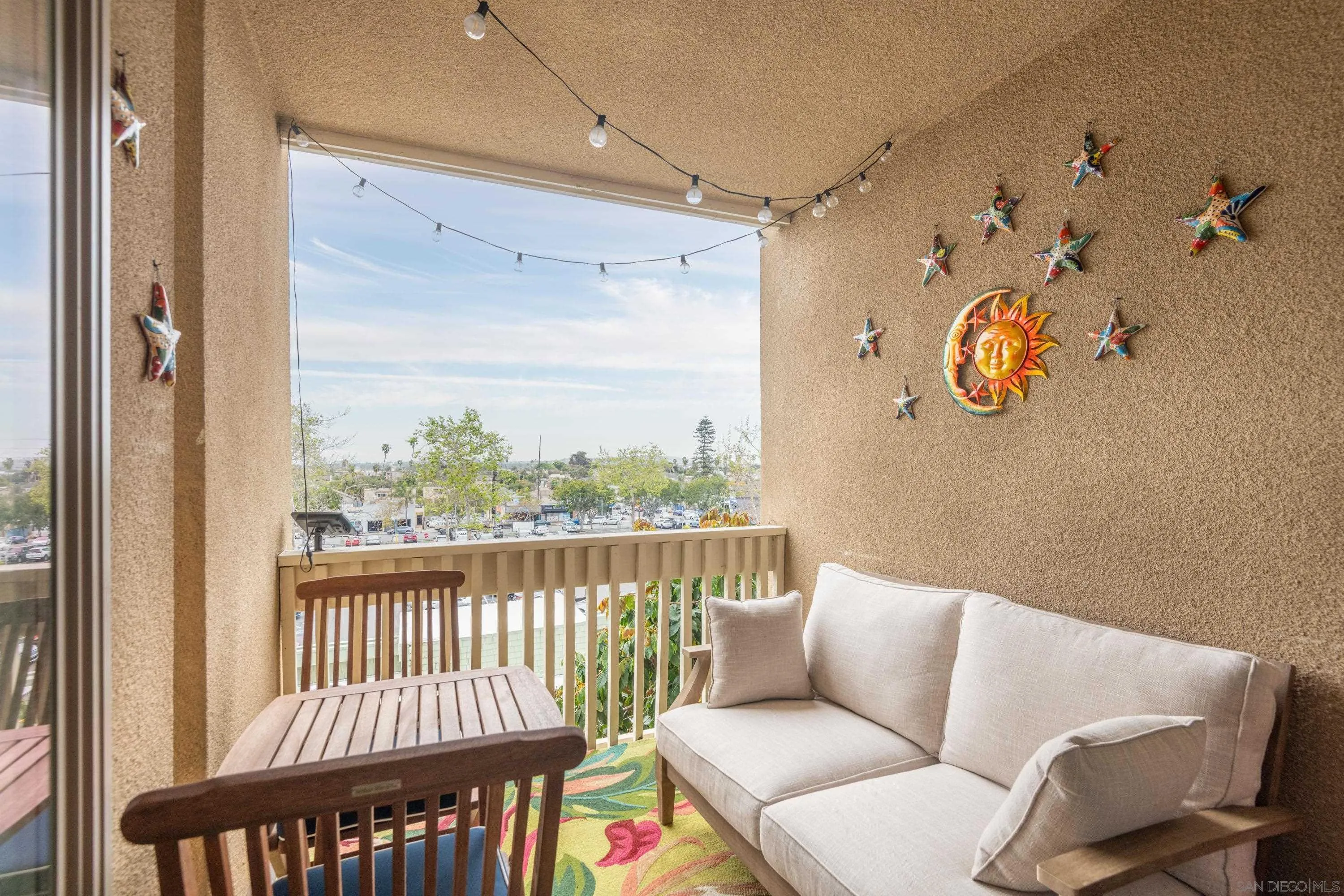 Photo #4: 250022147 Listing 