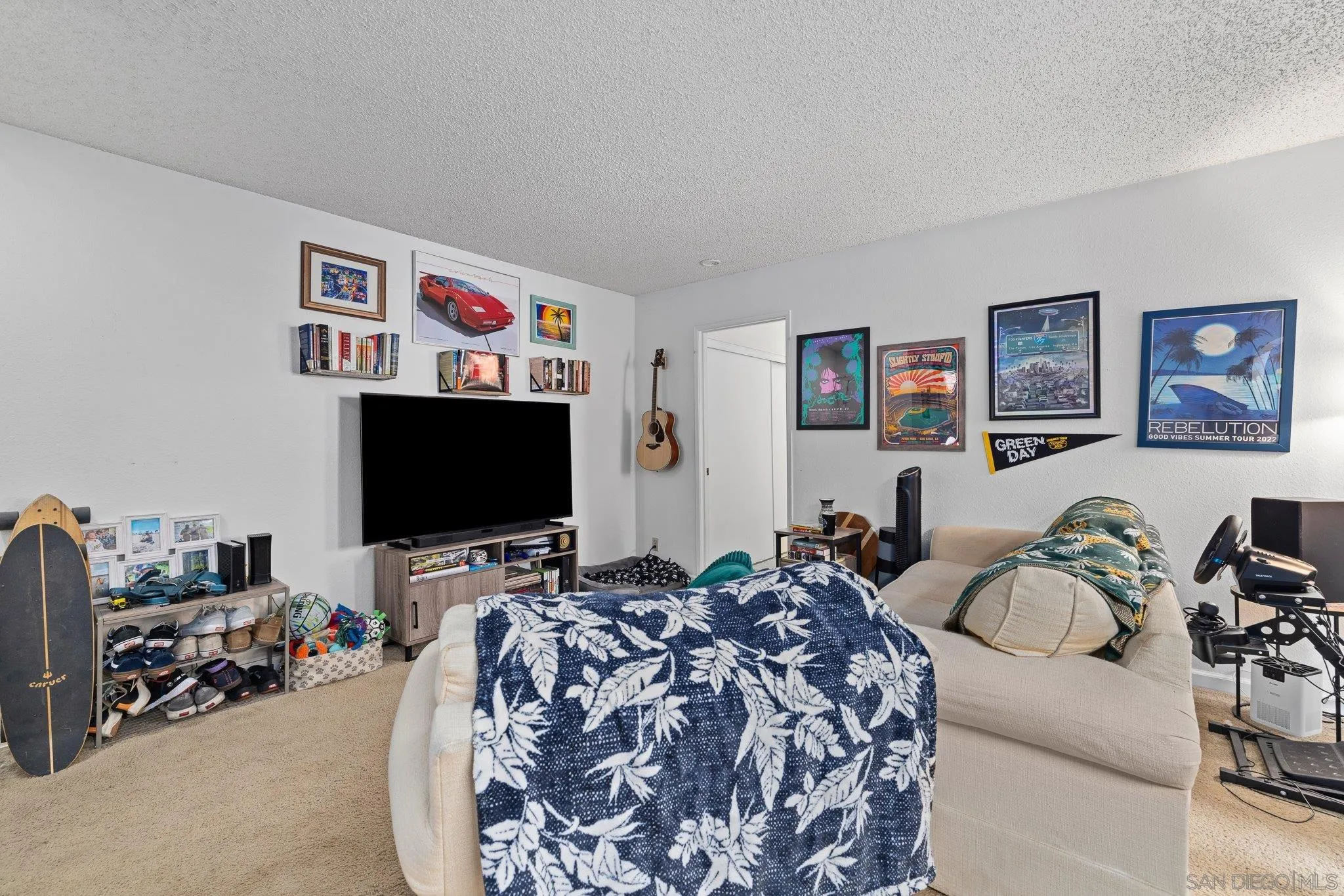 Photo #3: 250022152 Listing 