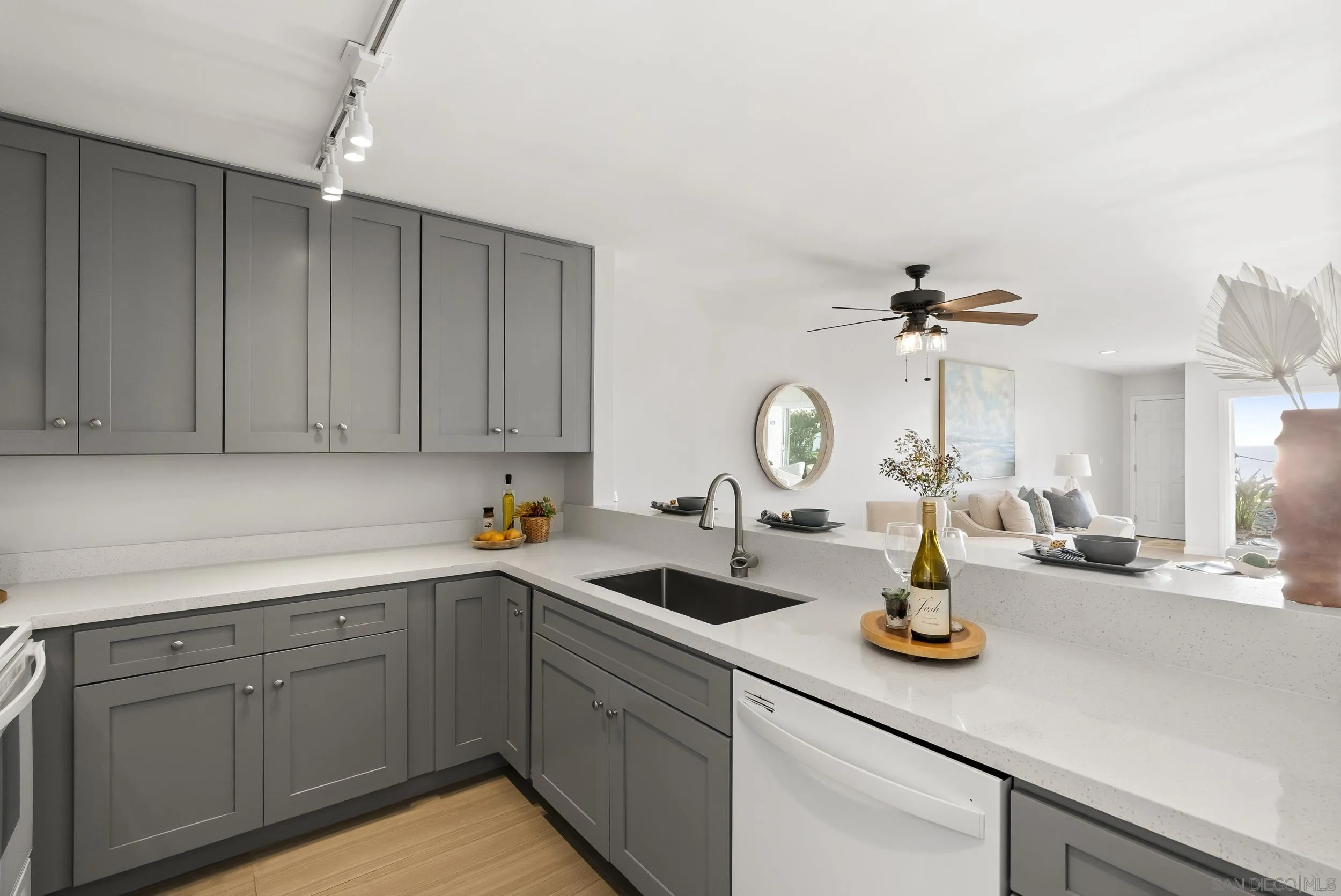 Photo #5: 250022198 Listing 