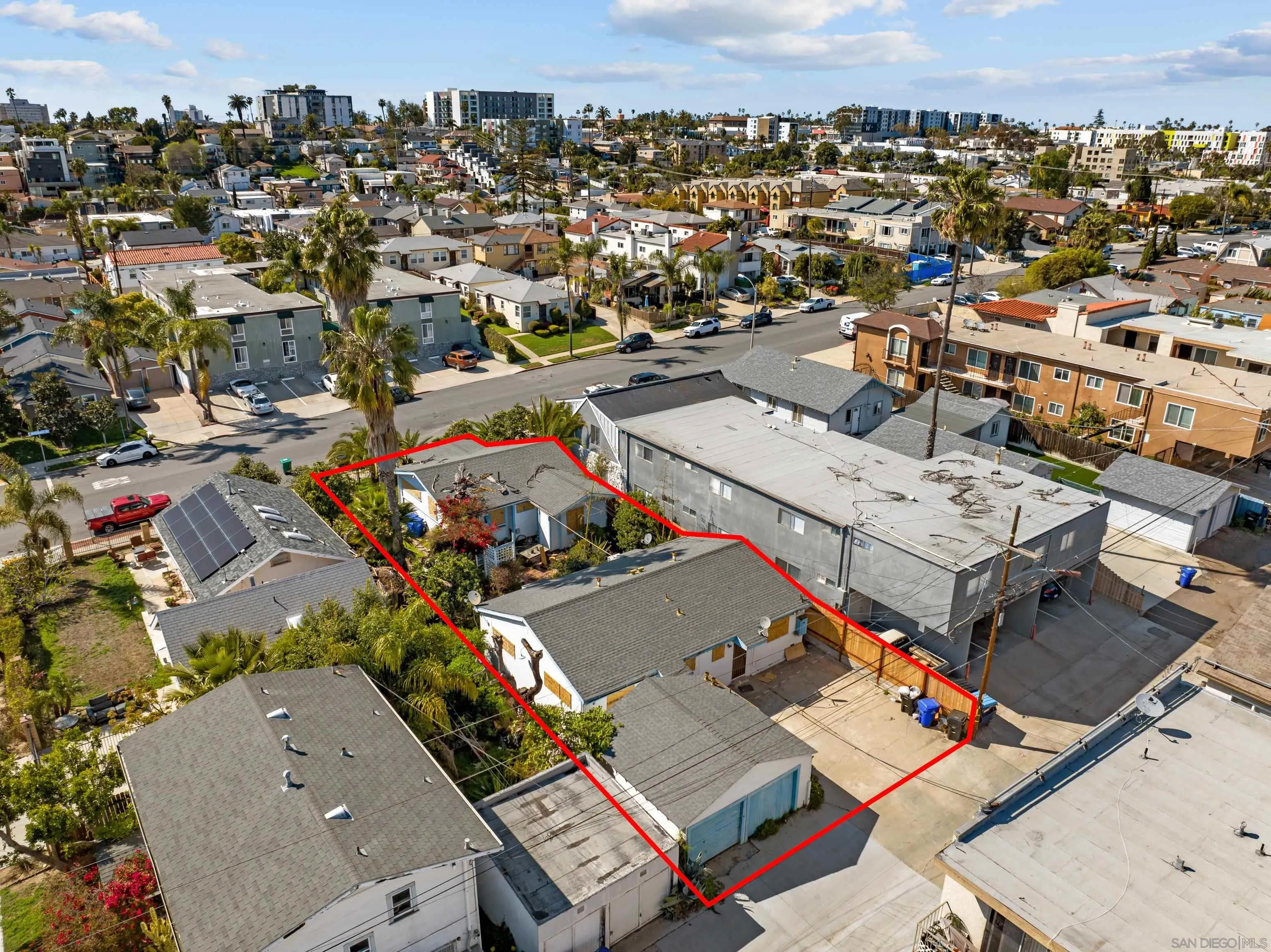 https://cdn.realtyfeed.com/cdn/127/250022221/8c0dbf3263ad3526ff2d02ddd8511c6c.webp