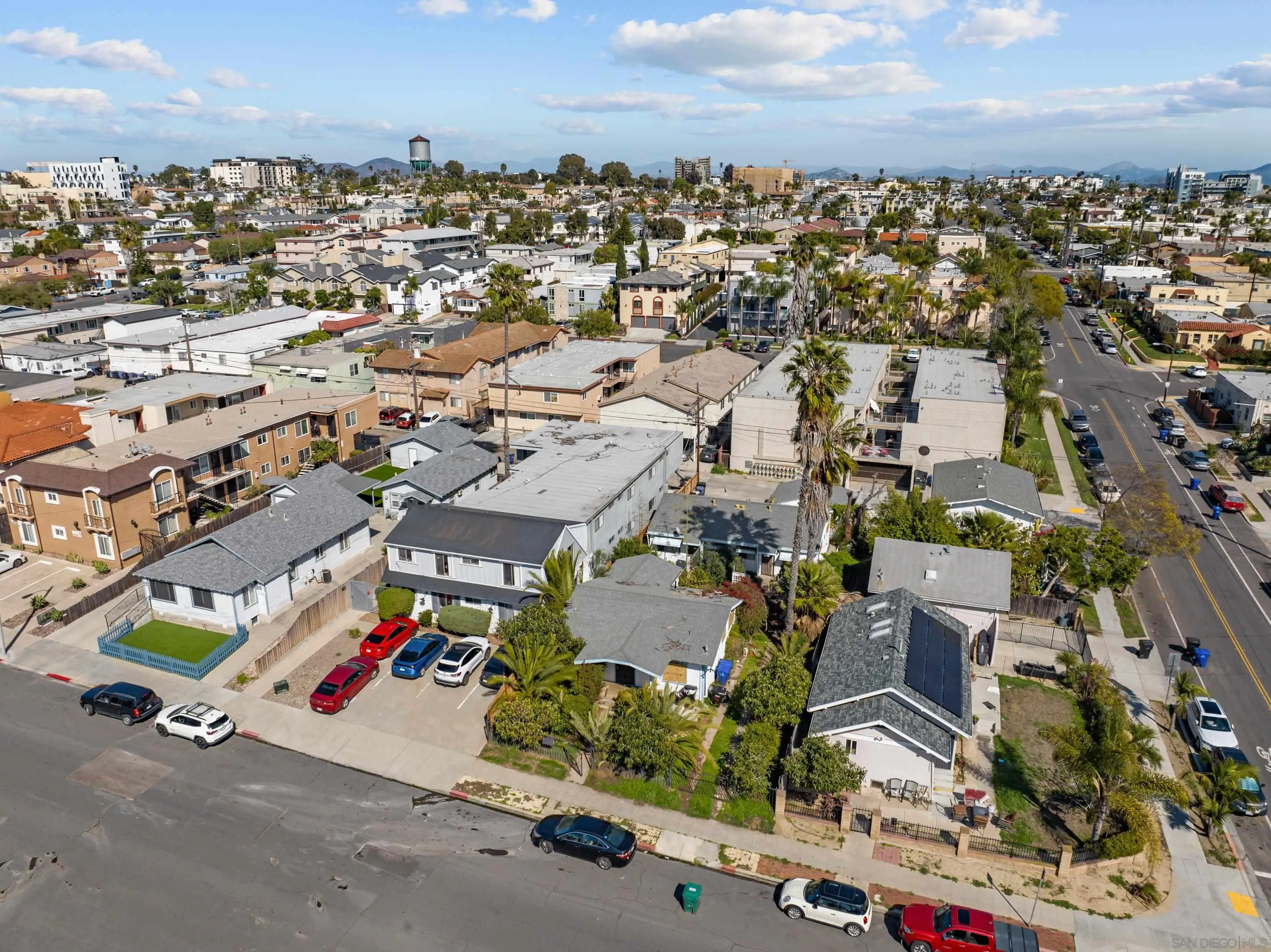https://cdn.realtyfeed.com/cdn/127/250022221/e0a7a2397dec05898faa23ca2d5fc9fe.webp