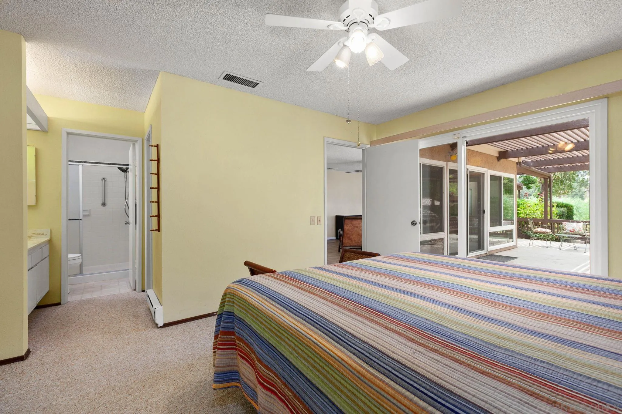 Photo #13: 250022247 Listing: Photo #13