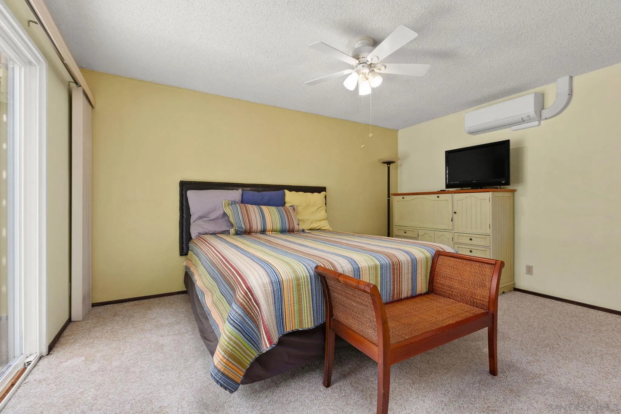 Photo #12: 250022247 Listing: Photo #12