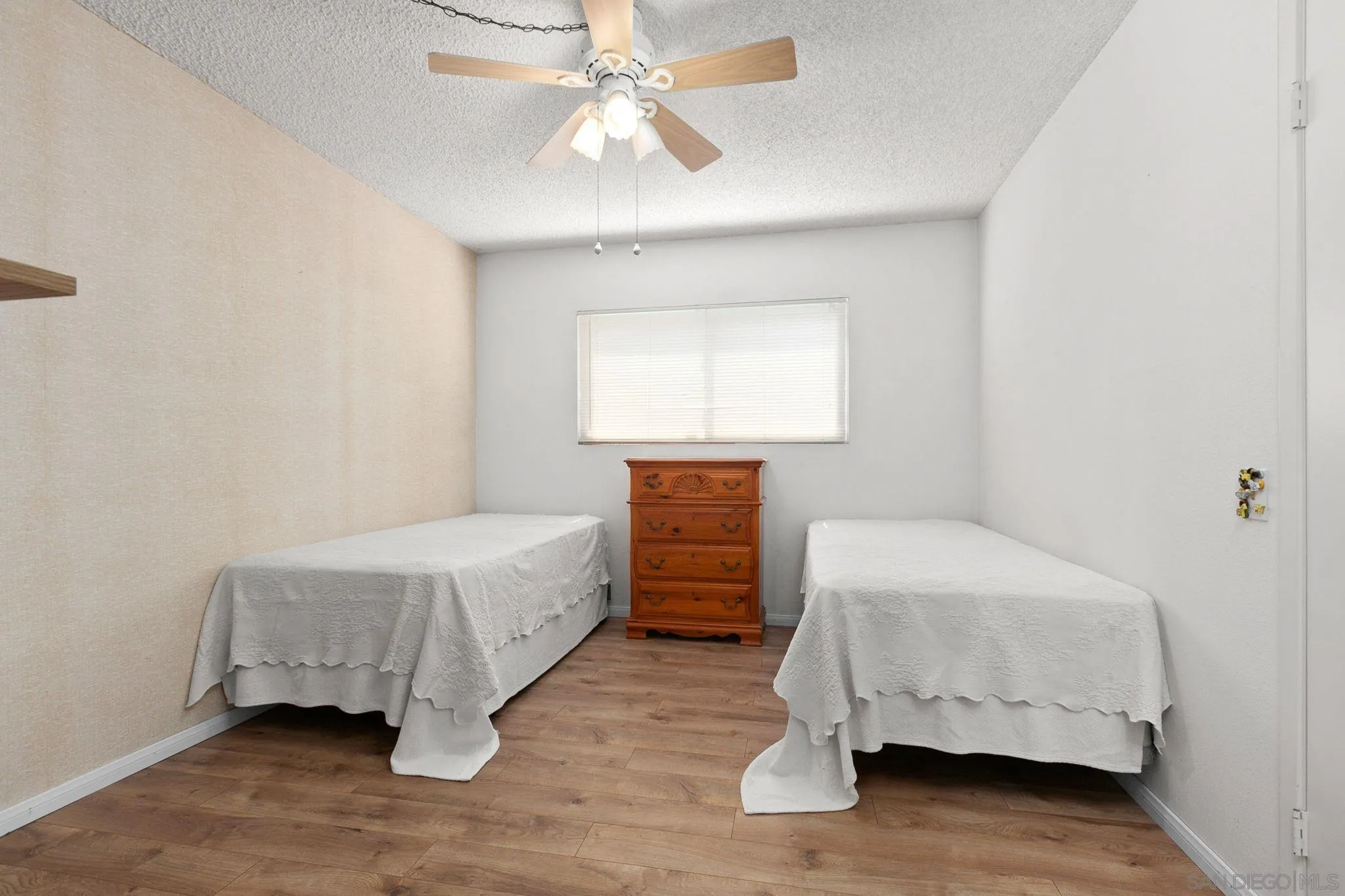 Photo #15: 250022247 Listing: Photo #15