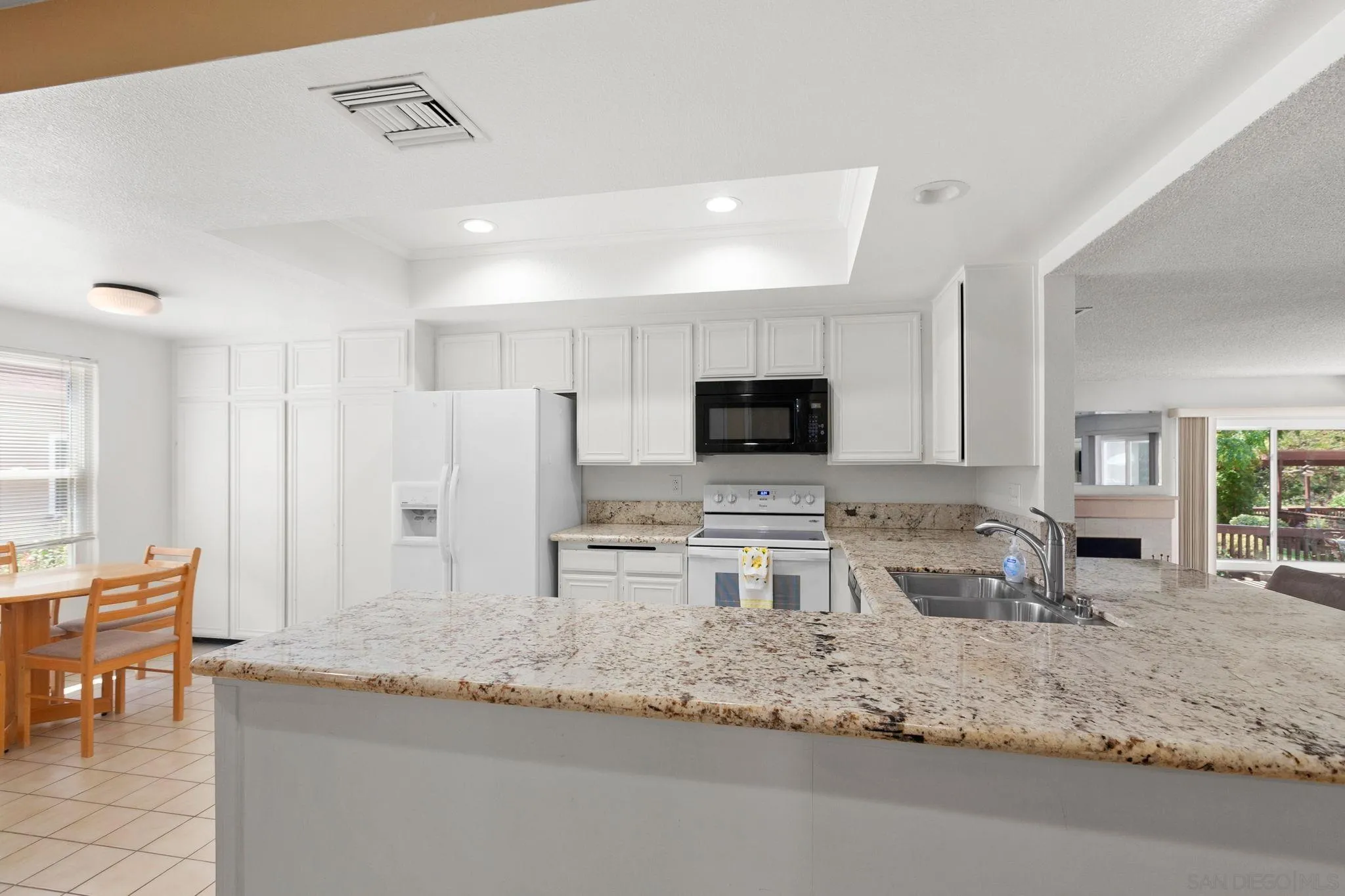 Photo #6: 250022247 Listing 