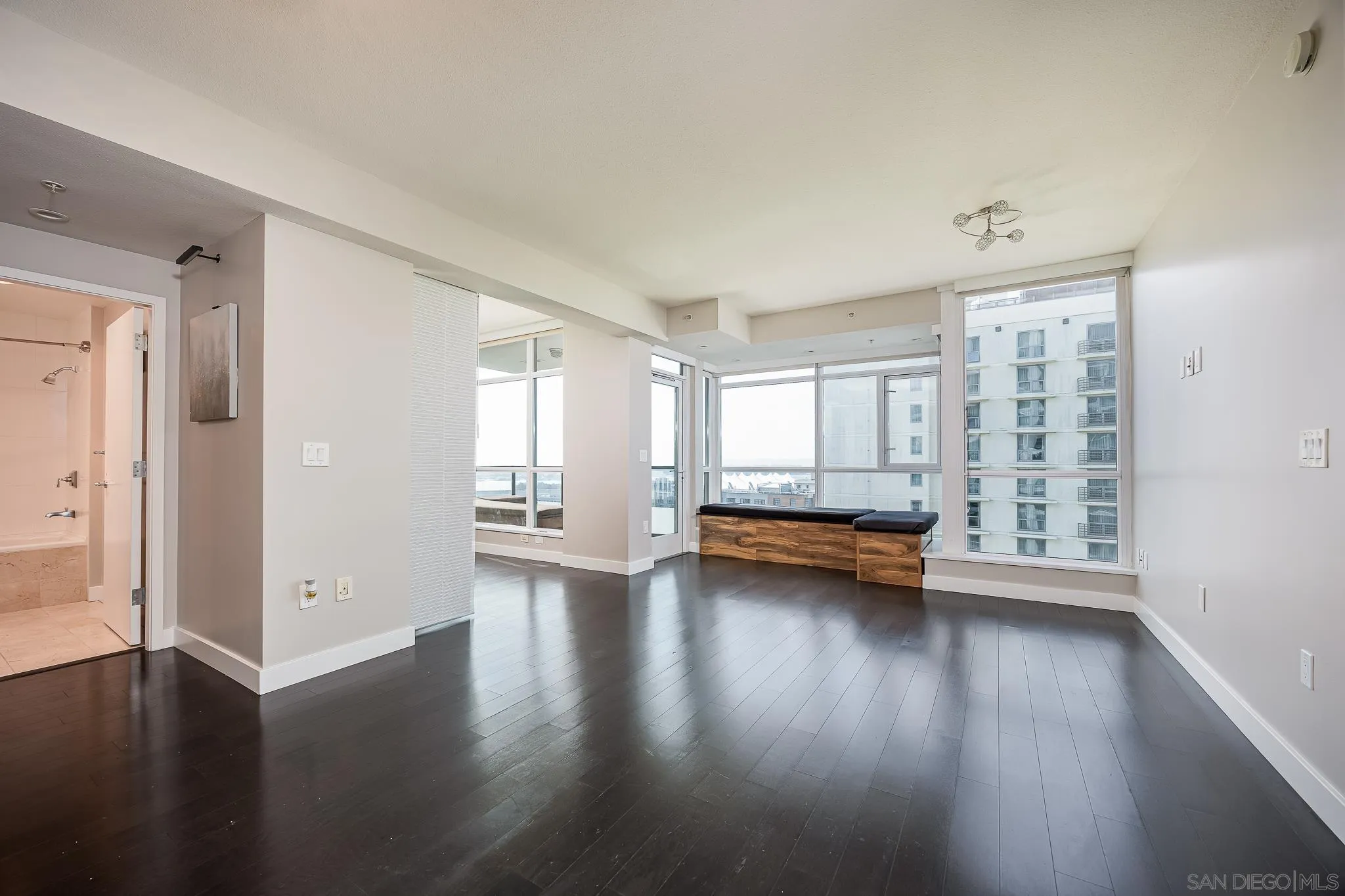 Photo #18: 250022276 Listing: Photo #18