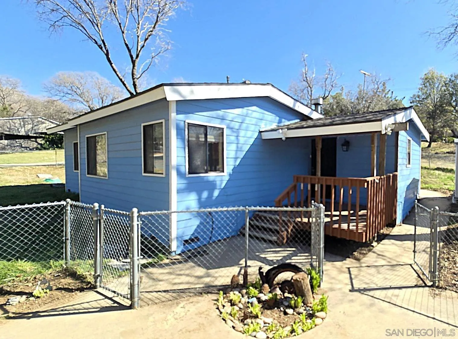 https://cdn.realtyfeed.com/cdn/127/250022285/4510c657a71d4f359ded0f8cc14a2fe6.webp