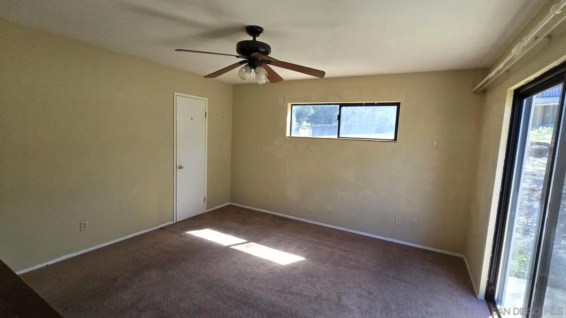https://cdn.realtyfeed.com/cdn/127/250022285/746324b60bdf69aa84d63de09b2320e2.webp