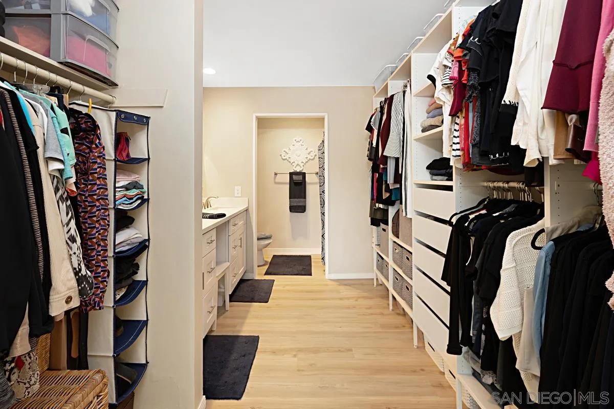Photo #19: 250022290 Listing: Photo #19