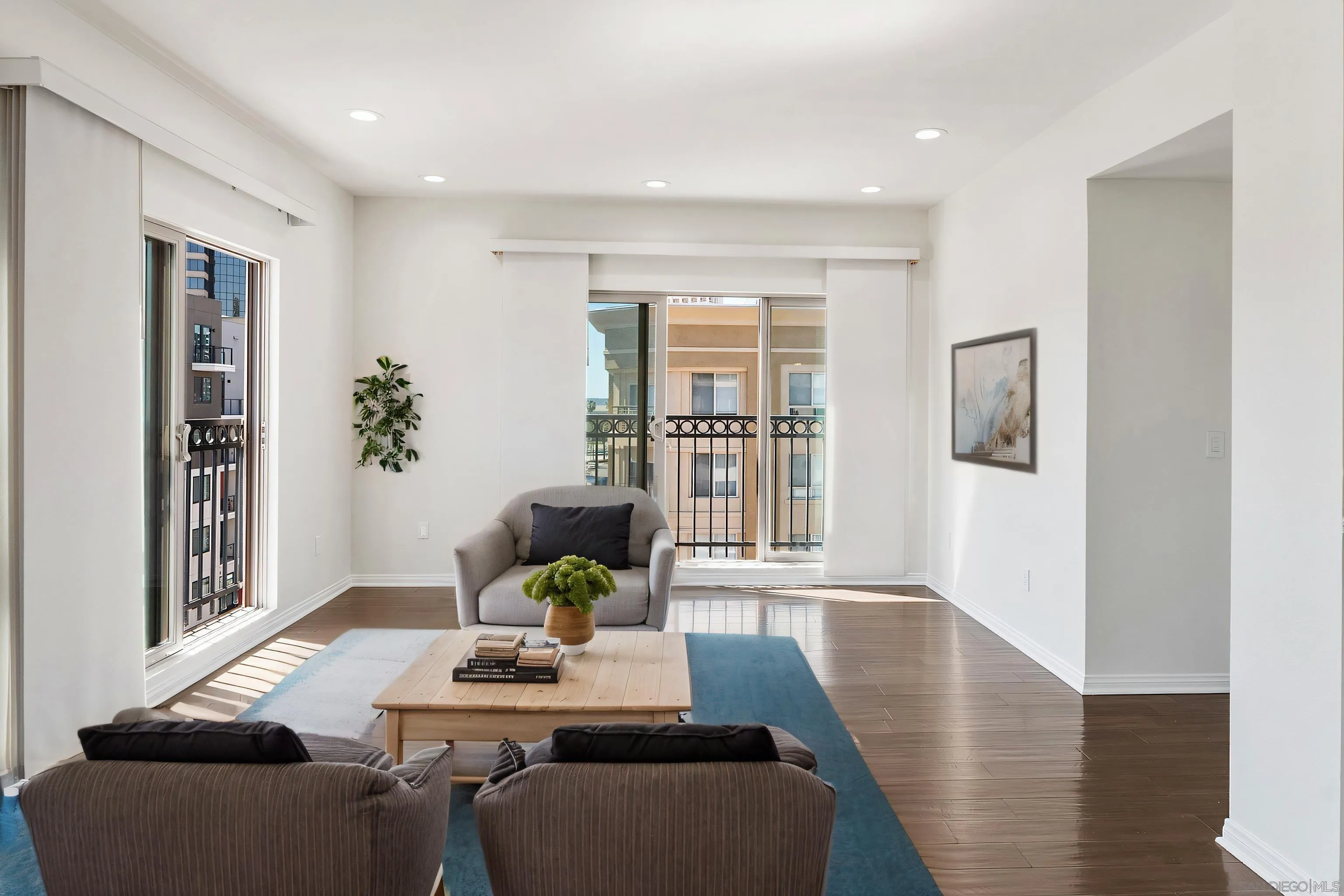 Photo #3: 250022329 Listing 
