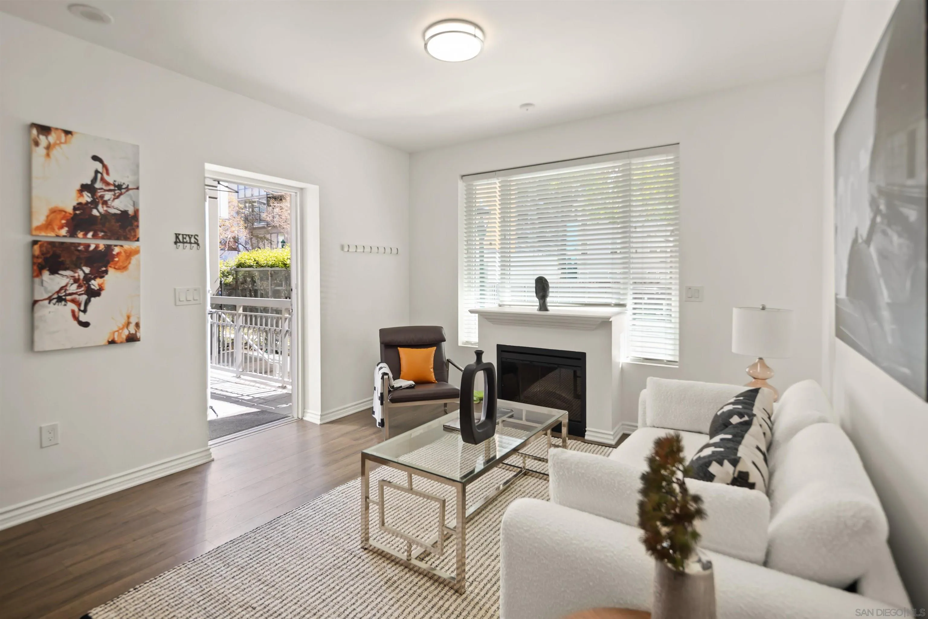 Photo #2: 250022421 Listing: Photo #2
