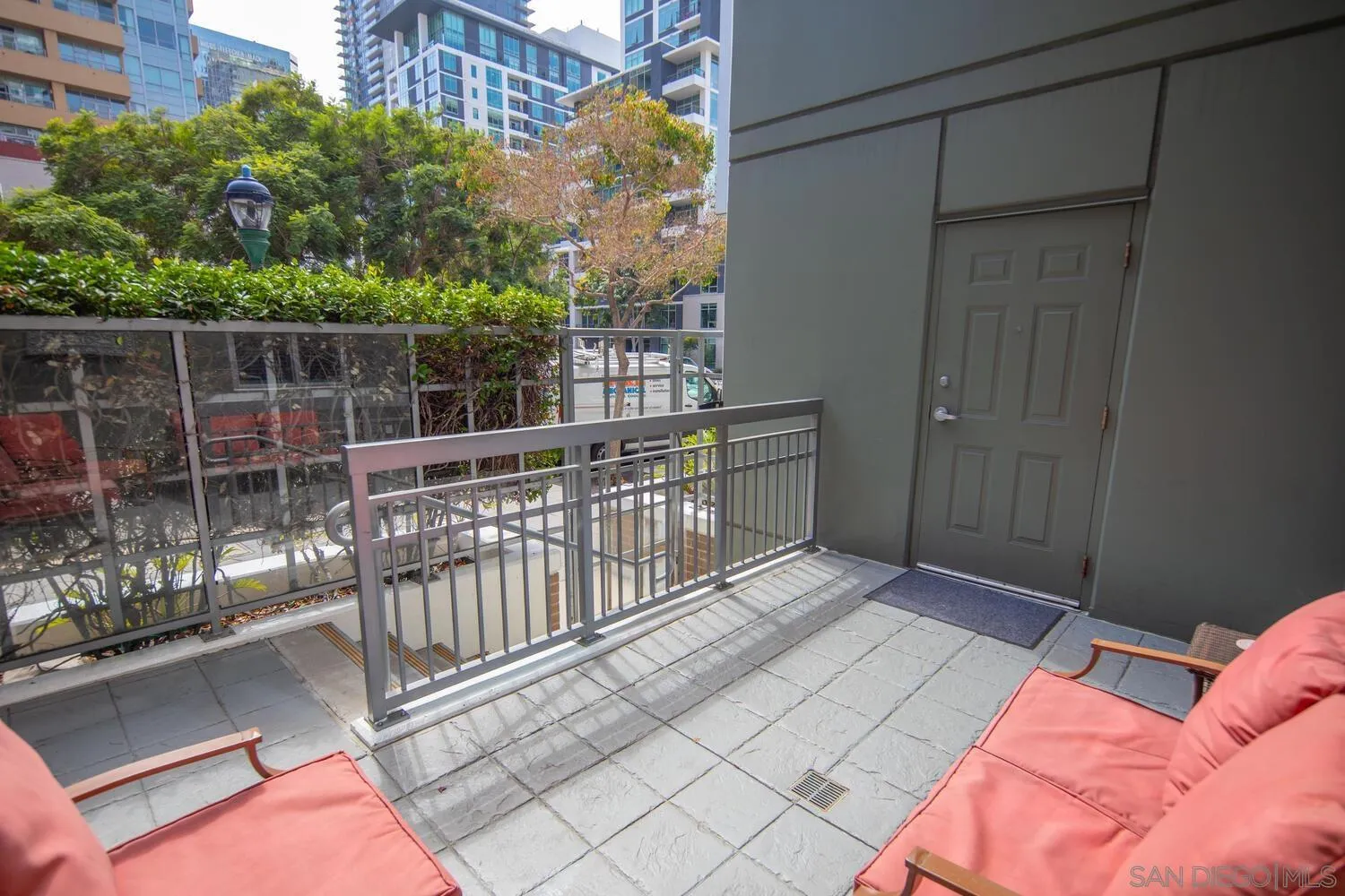 Photo #4: 250022421 Listing: Photo #4