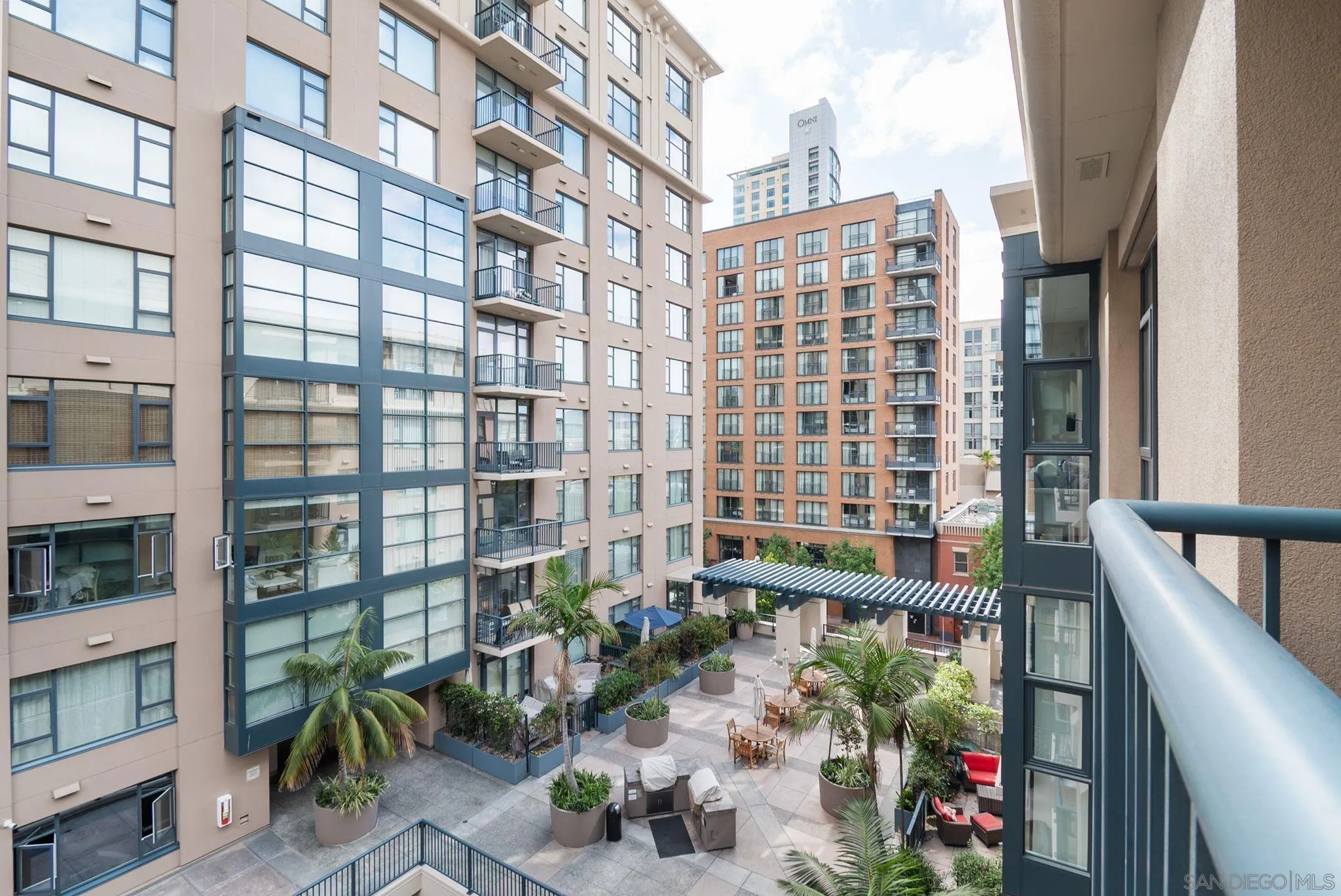 https://cdn.realtyfeed.com/cdn/127/250022424/70a9aad4a8e4098aa9c0f612525daee5.webp