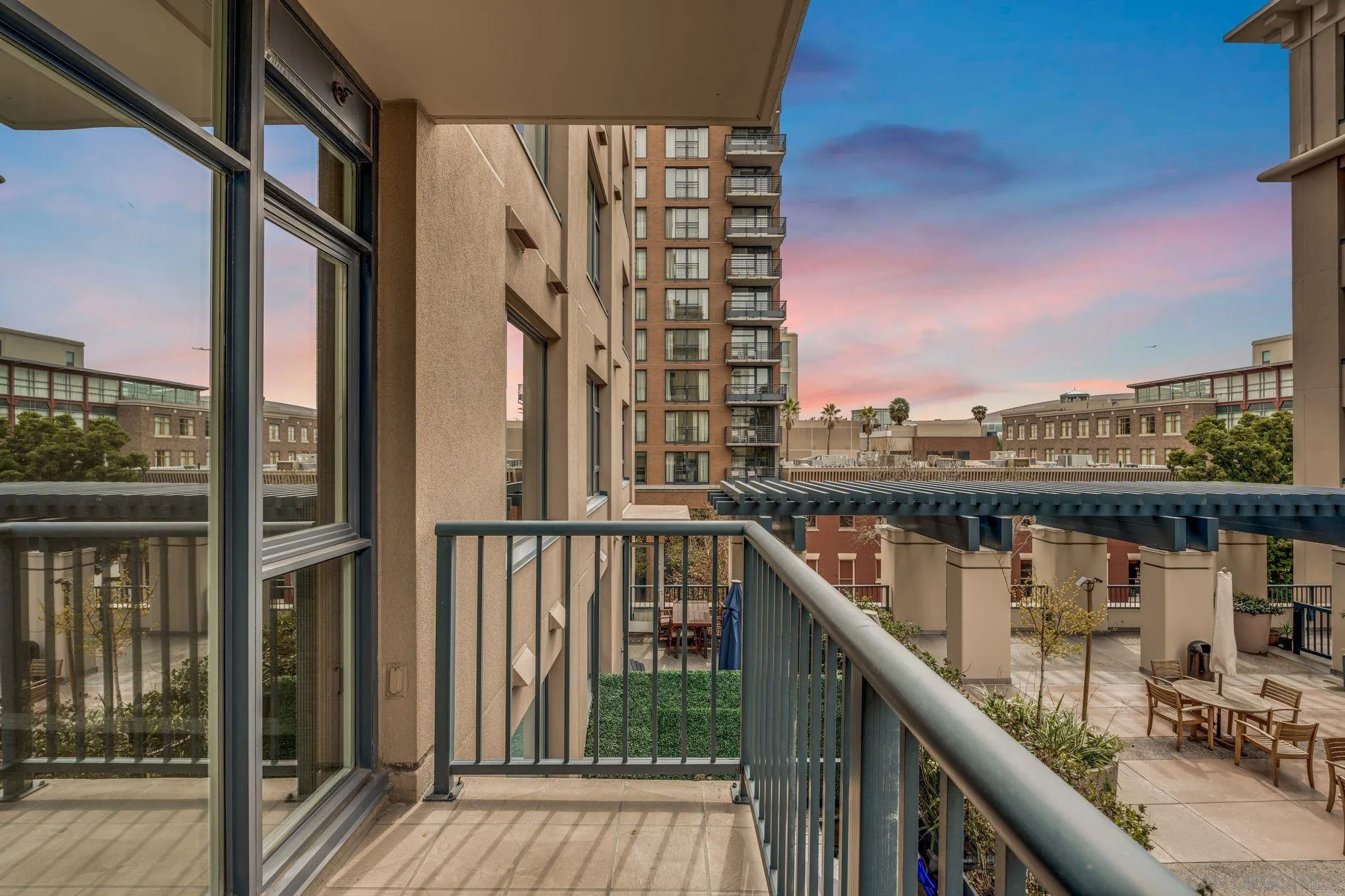 https://cdn.realtyfeed.com/cdn/127/250022424/ed52a7241cdc30c7e6cb4ff3a12f267c.webp