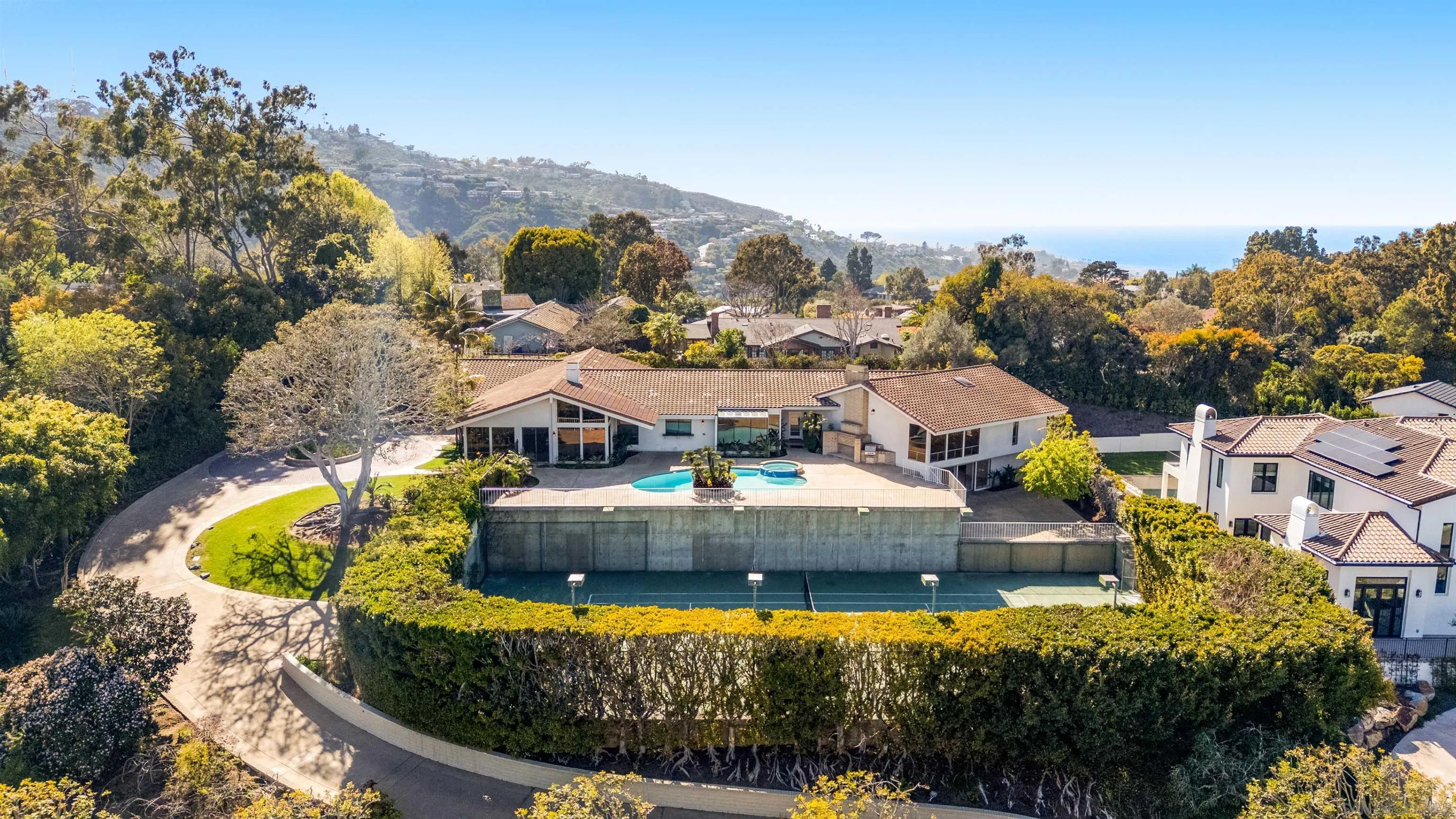 https://cdn.realtyfeed.com/cdn/127/250022438/22d2ba860c97fce9518d7ab90466a281.webp