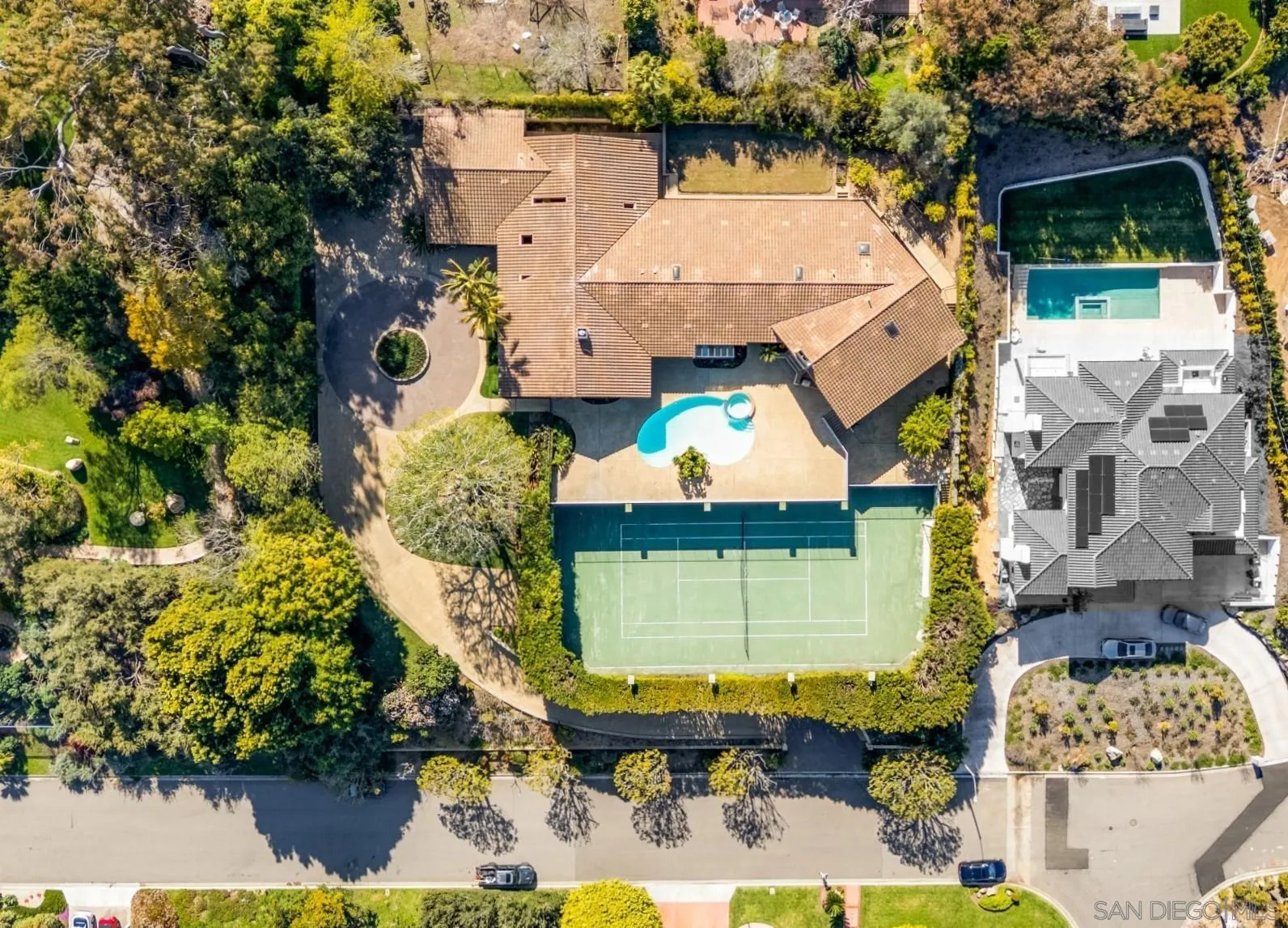https://cdn.realtyfeed.com/cdn/127/250022438/52eda9dc35b1df0654826152643a58a7.webp