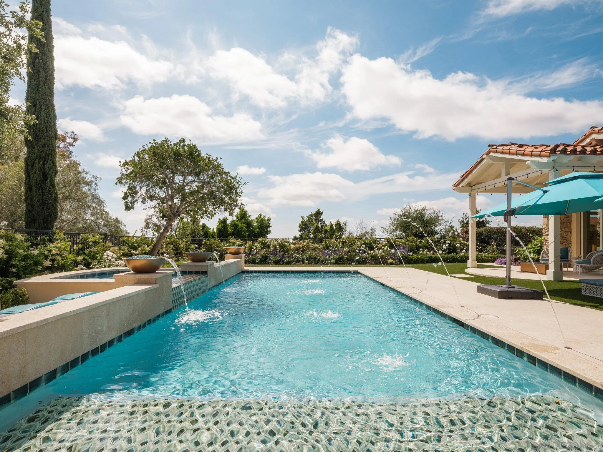 https://cdn.realtyfeed.com/cdn/127/250022498/9f2ebc4c2de936ac44858c406ae0b013.webp