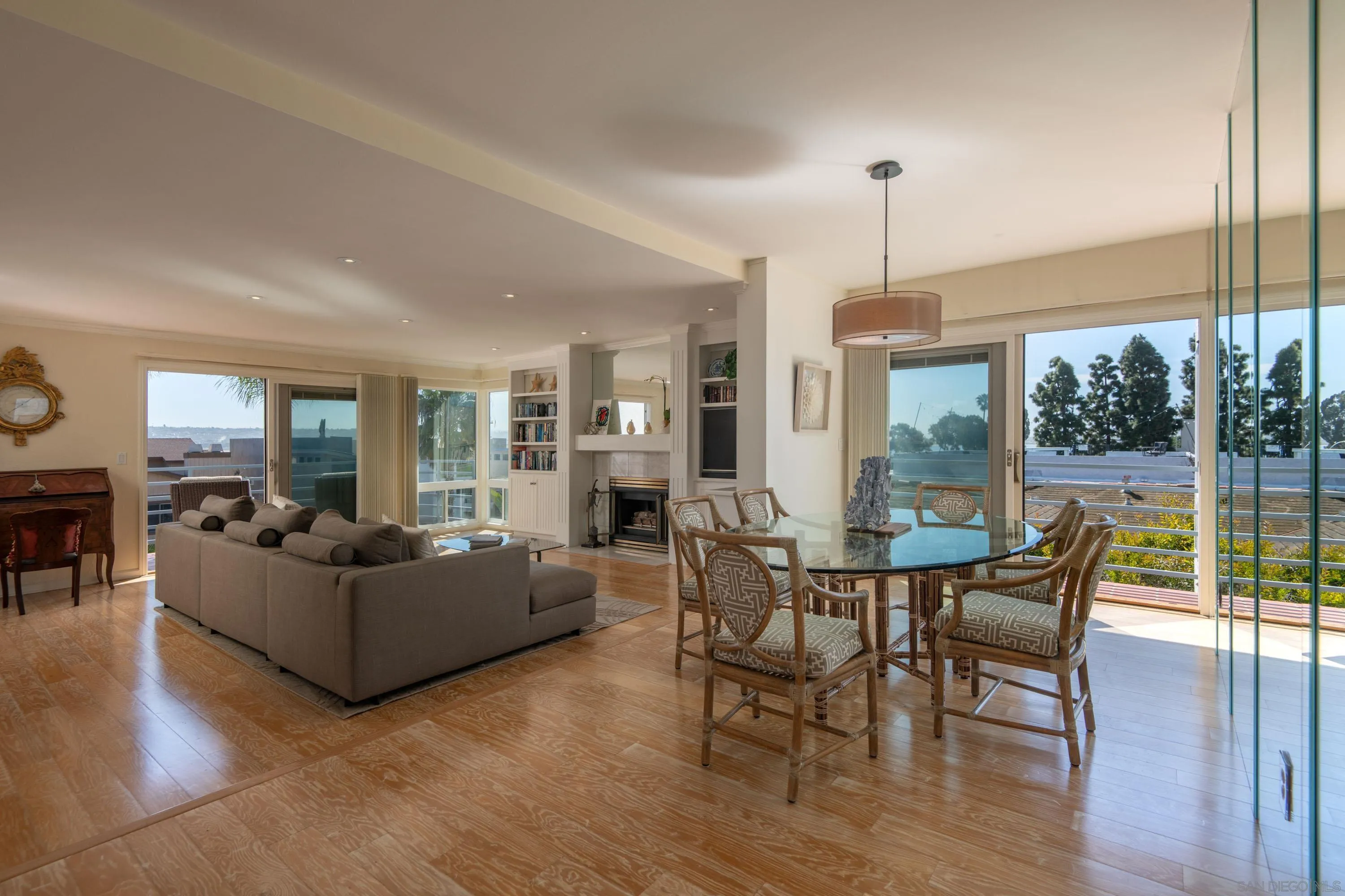 Photo #5: 250022501 Listing 