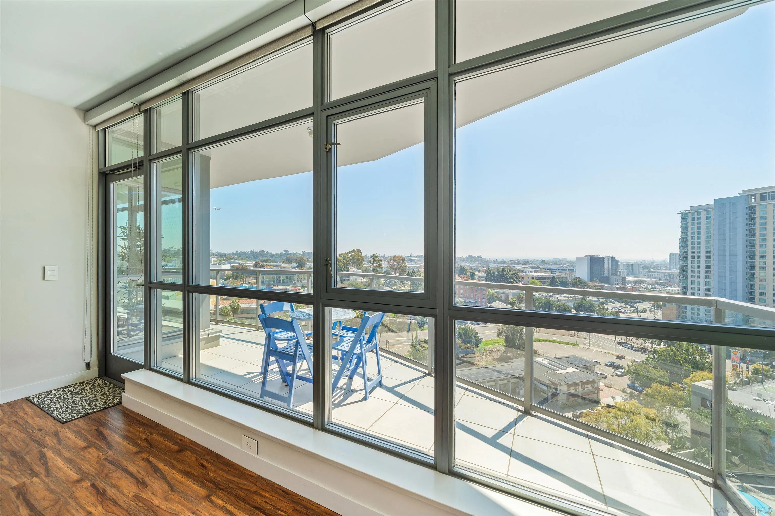 Photo #5: 250022569 Listing 