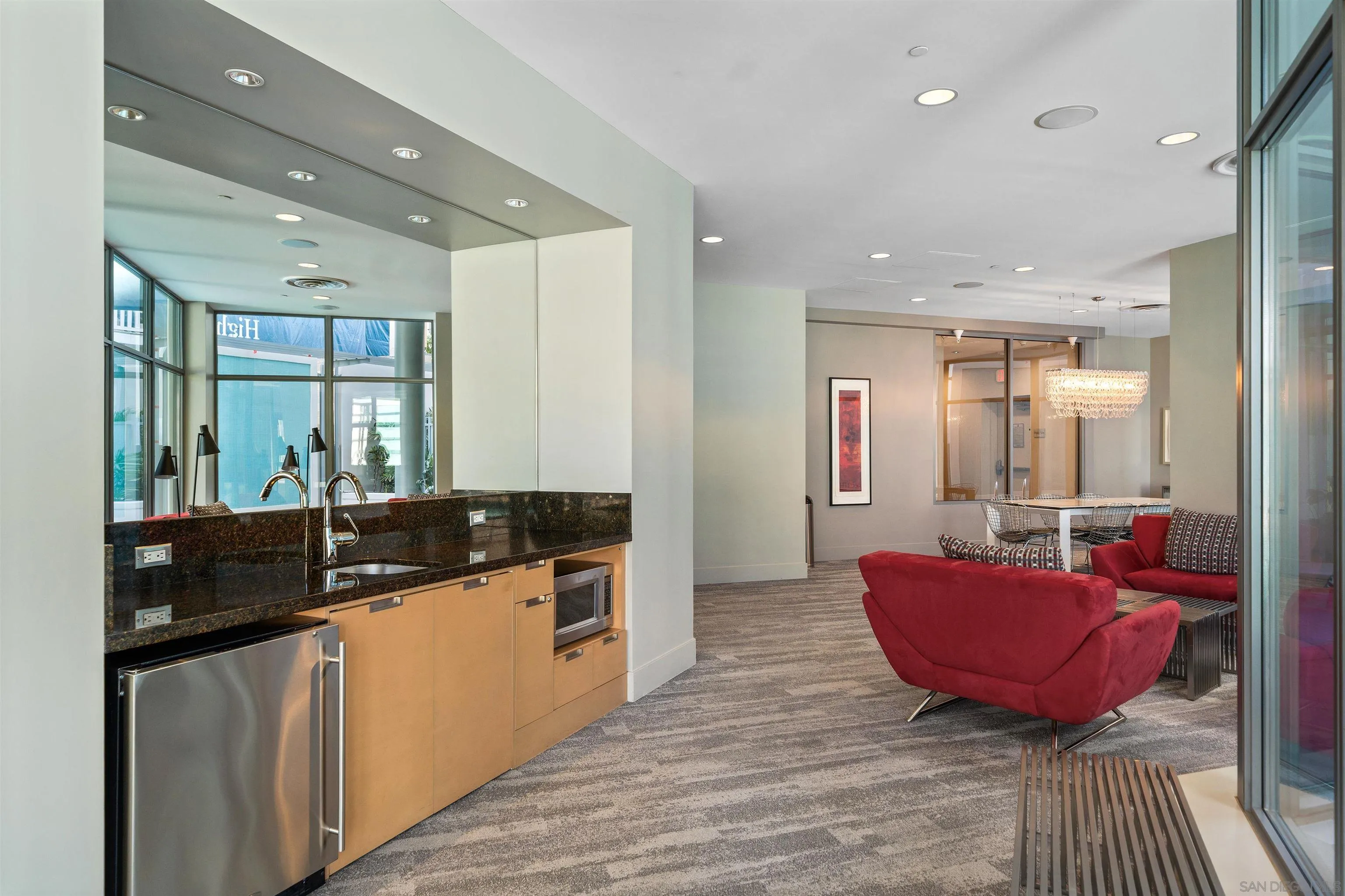 Photo #33: 250022569 Listing: Photo #33
