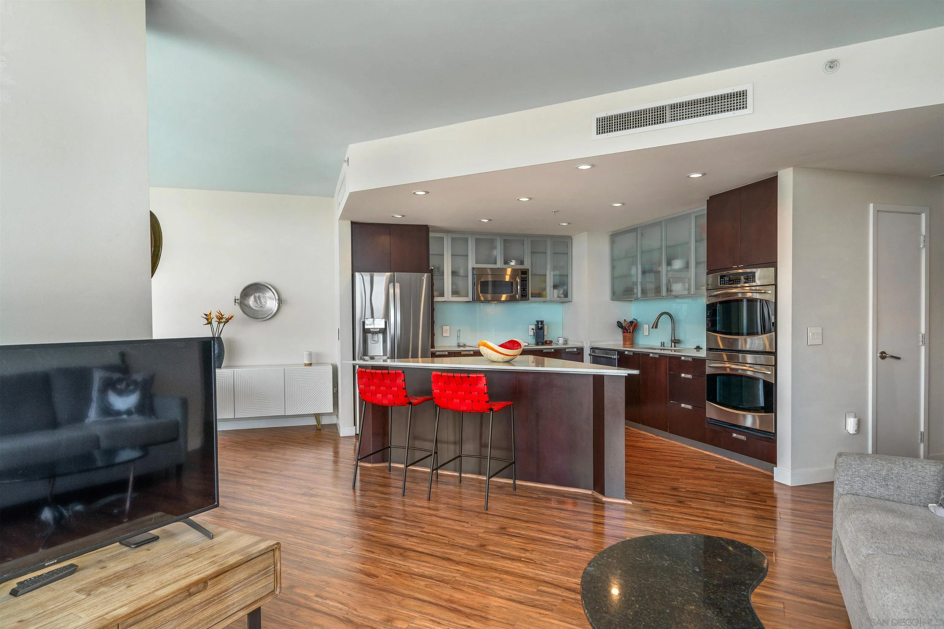 Photo #7: 250022569 Listing: Photo #7
