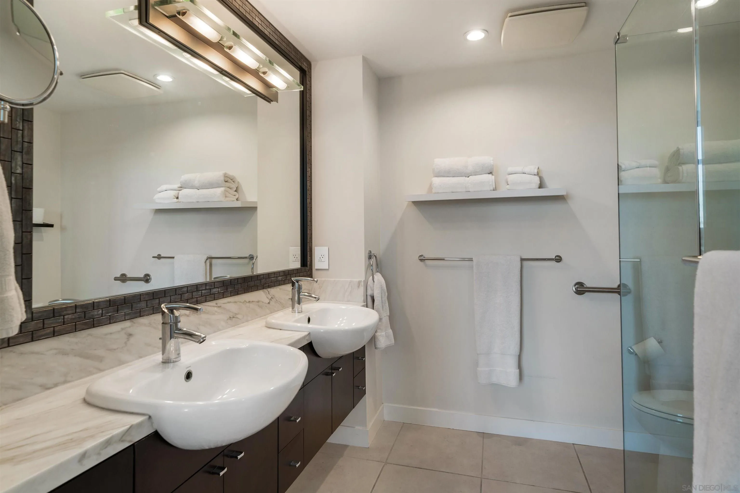 Photo #22: 250022569 Listing: Photo #22