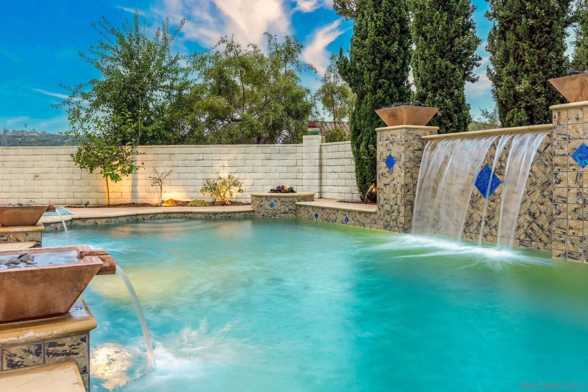 https://cdn.realtyfeed.com/cdn/127/250022611/3e3cf73ab59a2fa8b1c6e2f180b8f682.webp