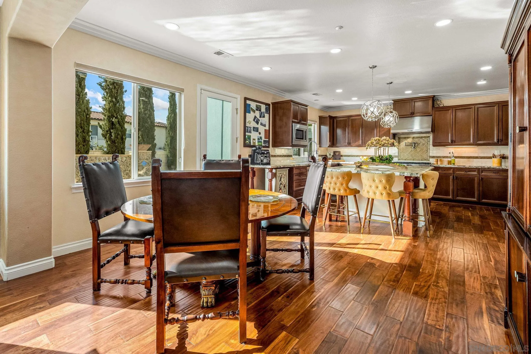 https://cdn.realtyfeed.com/cdn/127/250022611/524b2cb0740ae397b0407ffcaaee35d0.webp