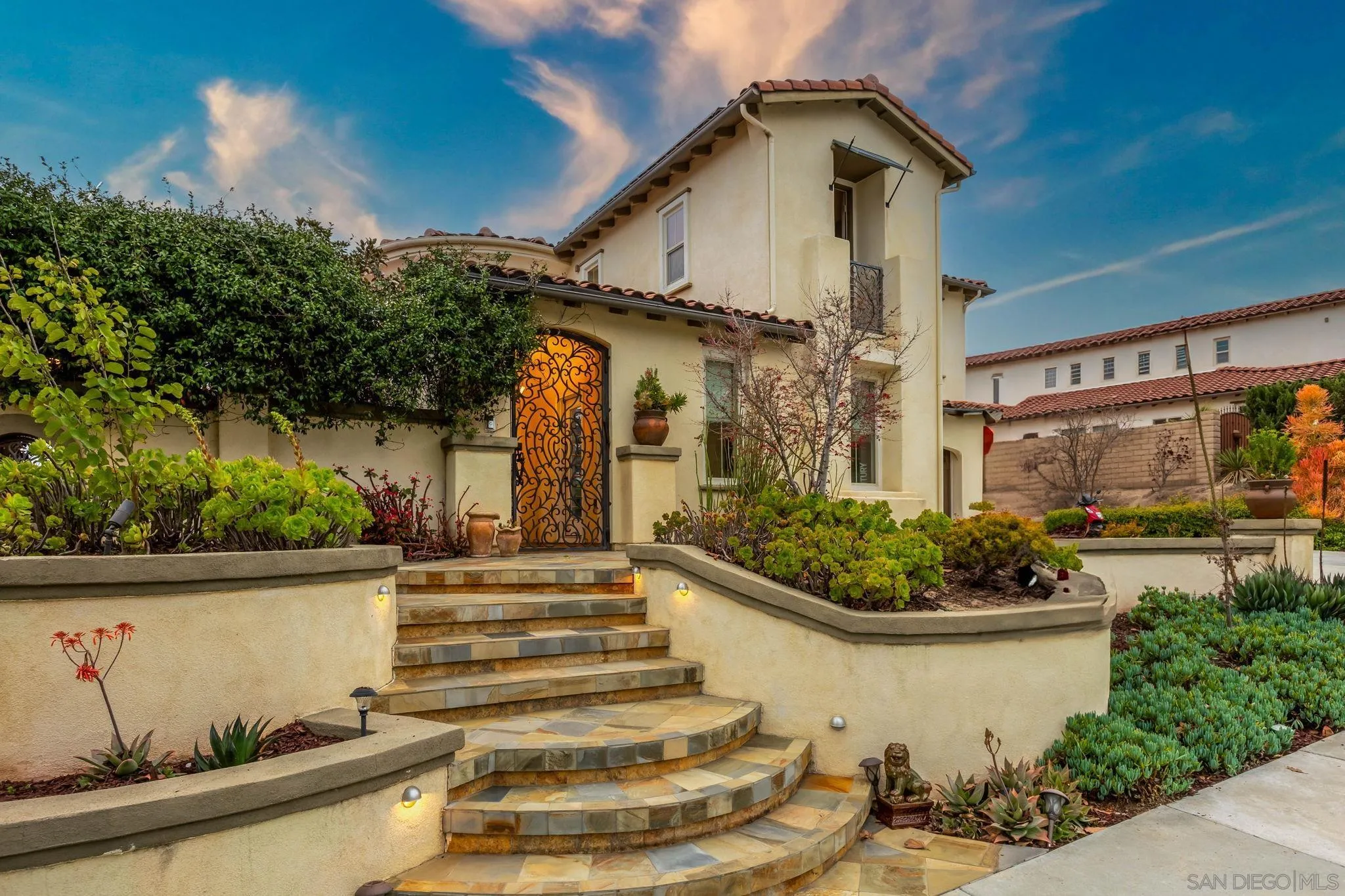 https://cdn.realtyfeed.com/cdn/127/250022611/95e36fbe26d5c00bb0d90a58998a2347.webp