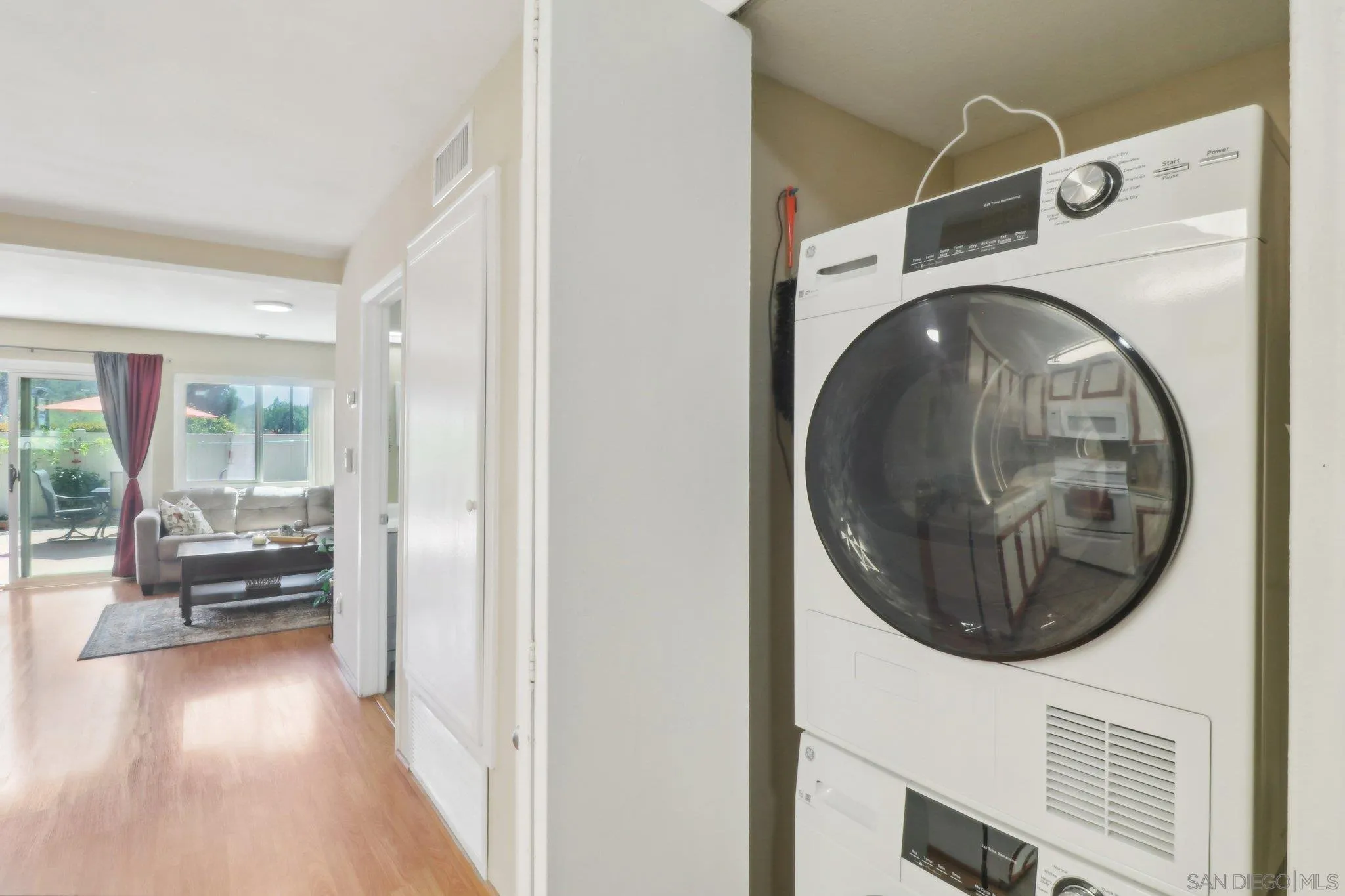Photo #23: 250022625 Listing: Photo #23