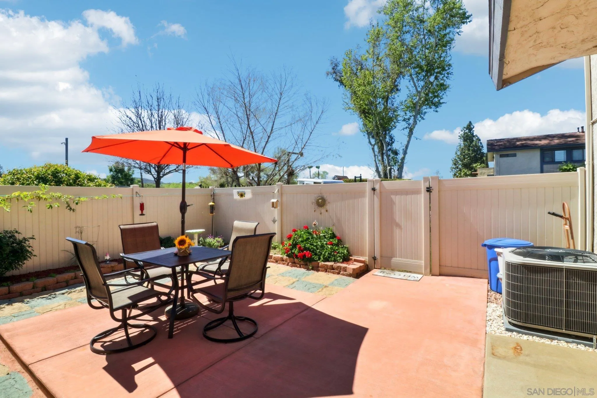 Photo #25: 250022625 Listing: Photo #25