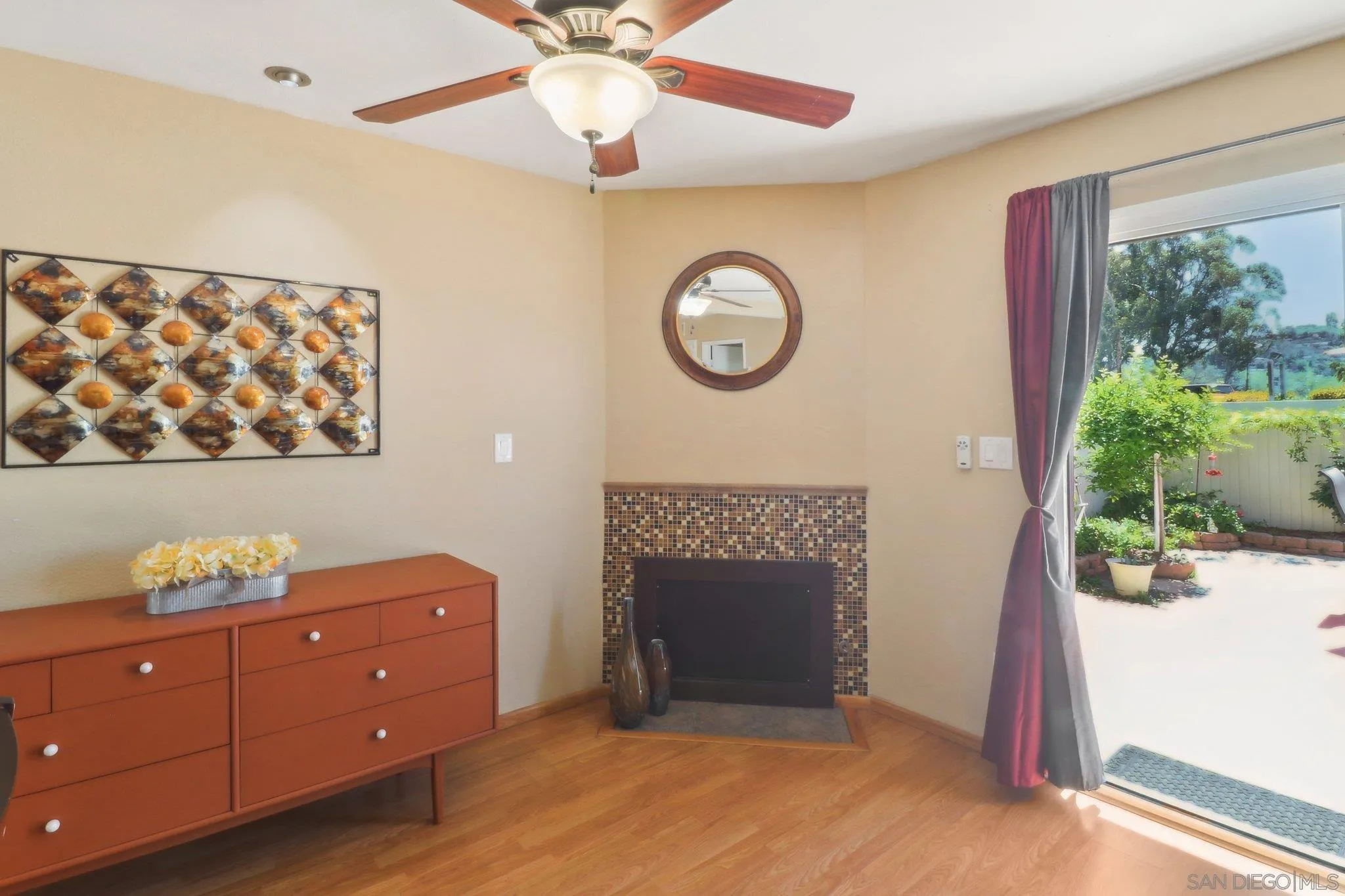 Photo #4: 250022625 Listing 