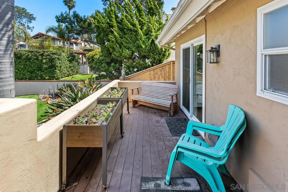 https://cdn.realtyfeed.com/cdn/127/250022641/00c359e06e46bfa557bb272cdce7e228.webp