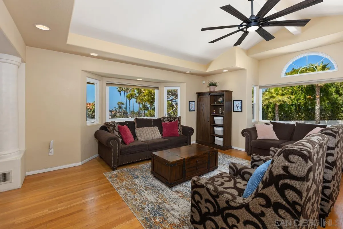 https://cdn.realtyfeed.com/cdn/127/250022641/41c3889f3c8322cb0f377ed667464bcf.webp
