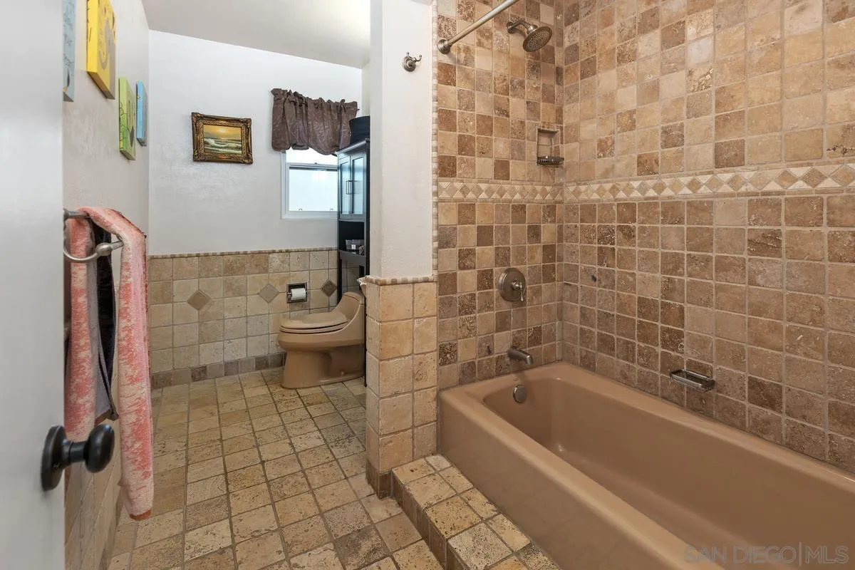 https://cdn.realtyfeed.com/cdn/127/250022641/73a70c6c7fd469d1df62b42d10a0a807.webp