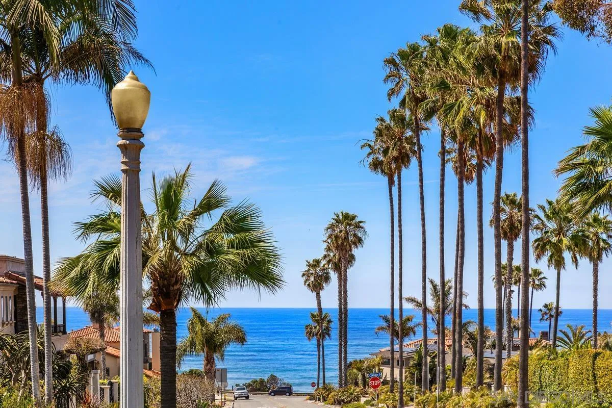 https://cdn.realtyfeed.com/cdn/127/250022641/e499292d12eb3a19826b73f9c3211b87.webp