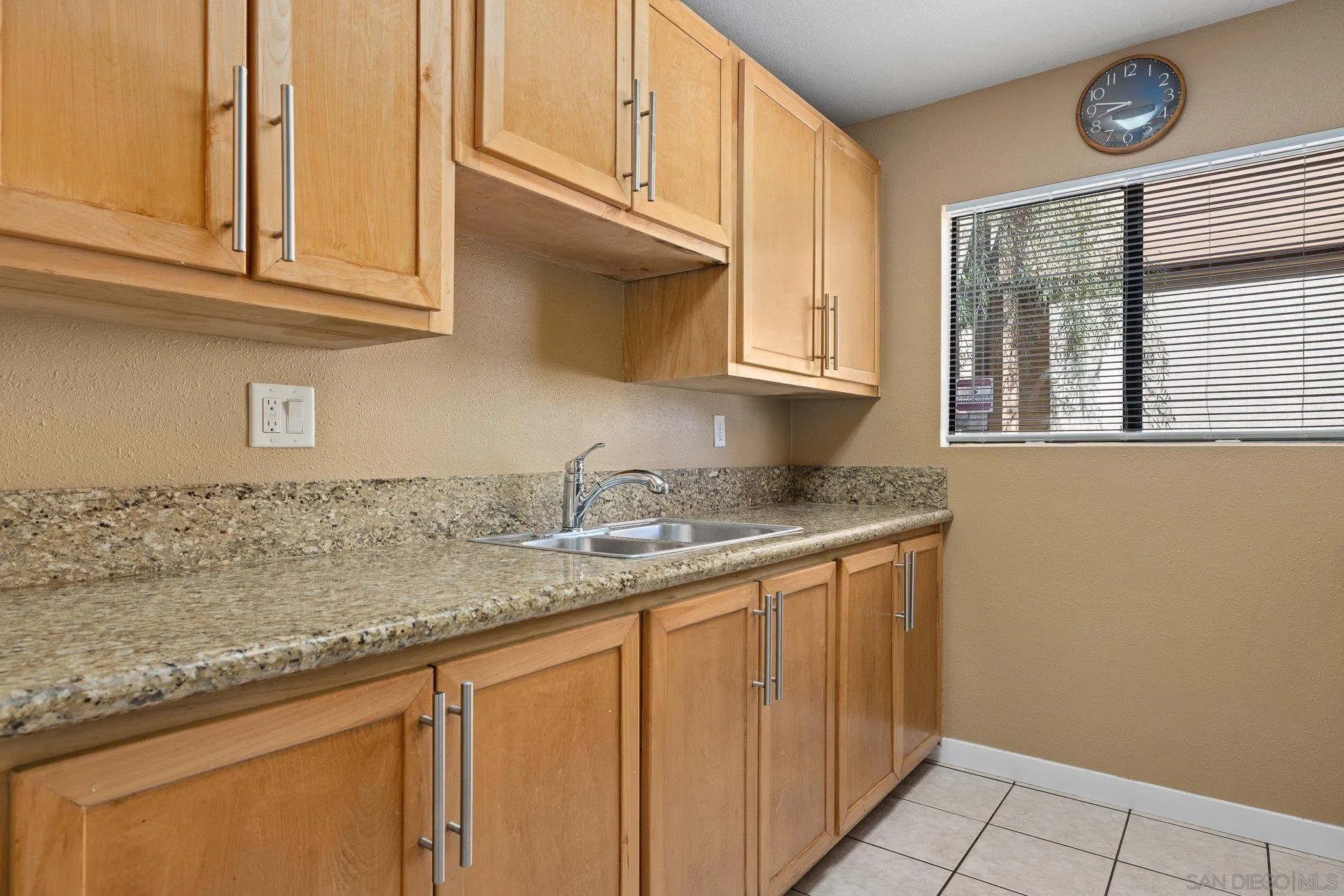 Photo #8: 250022708 Listing: Photo #8