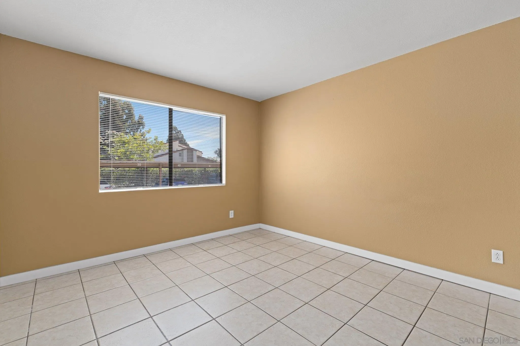 Photo #10: 250022708 Listing: Photo #10
