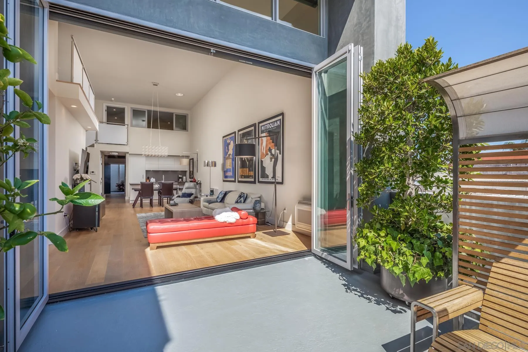 https://cdn.realtyfeed.com/cdn/127/250022752/2585cc84c1473a93259244404f3e9842.webp
