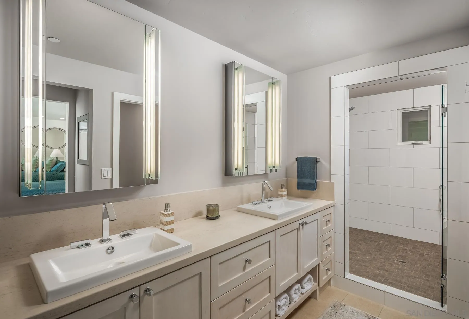 https://cdn.realtyfeed.com/cdn/127/250022752/634e62068ea7becbc1ece83529ca8333.webp