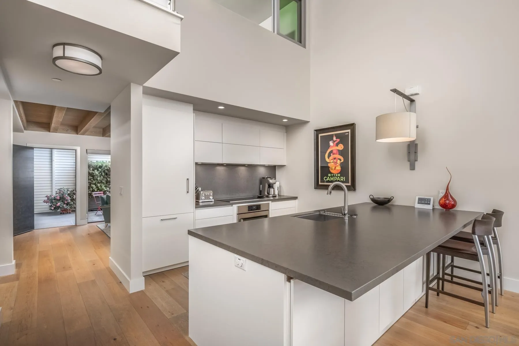 https://cdn.realtyfeed.com/cdn/127/250022752/78eedac9ff7a7f9a744c4b85a426126e.webp