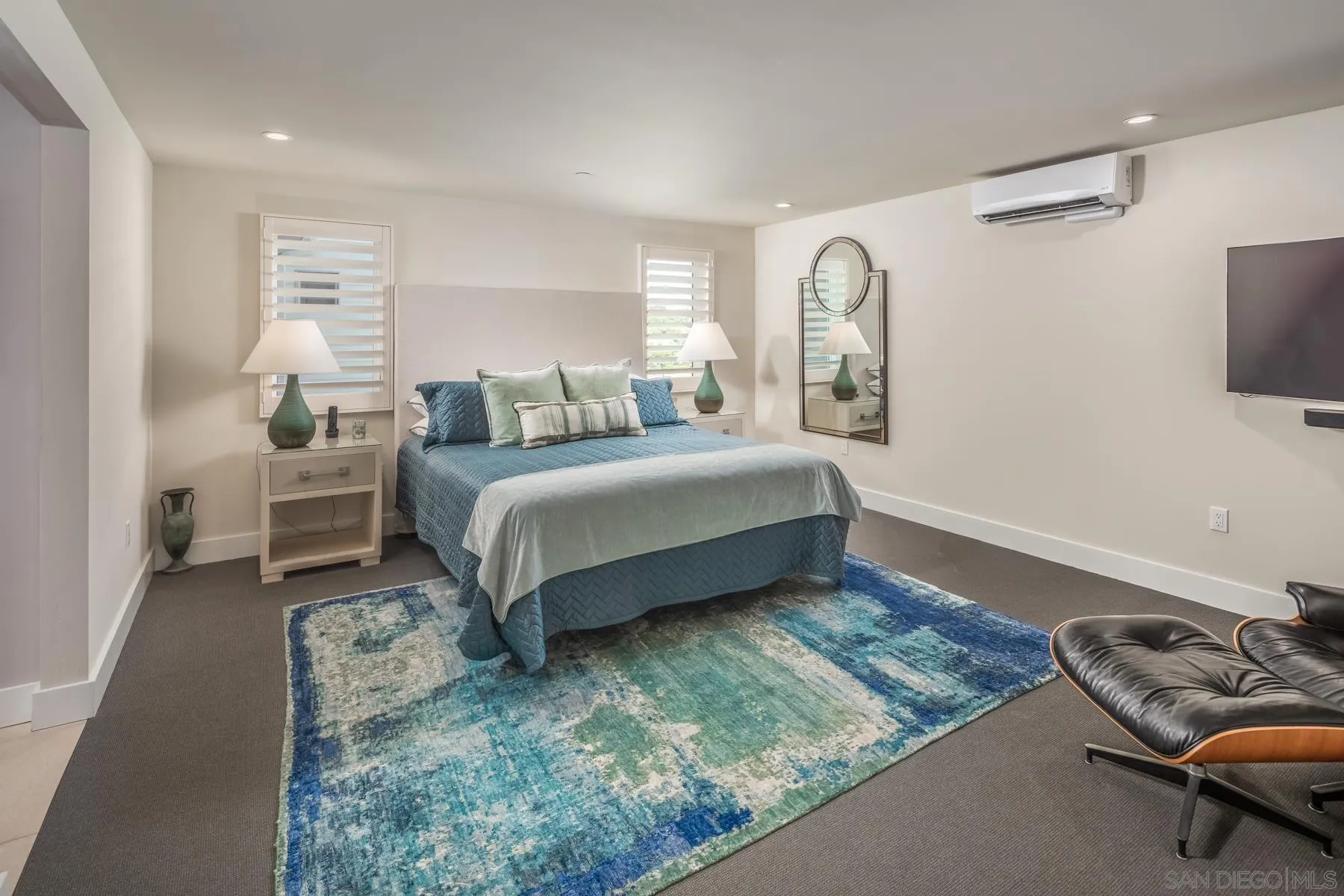 https://cdn.realtyfeed.com/cdn/127/250022752/c6a1f6aa7de85a01906c77baab8e57a6.webp