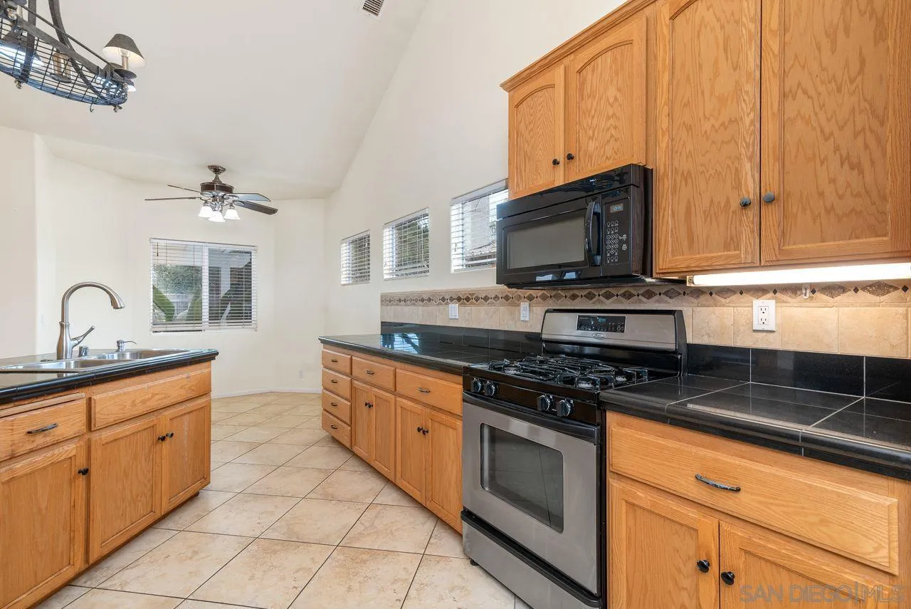 https://cdn.realtyfeed.com/cdn/127/250022807/5b2e4bf4e29ad50dba6f96e07f9ddcb1.webp
