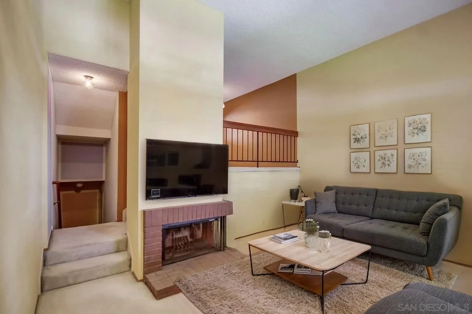 Photo #5: 250022830 Listing 
