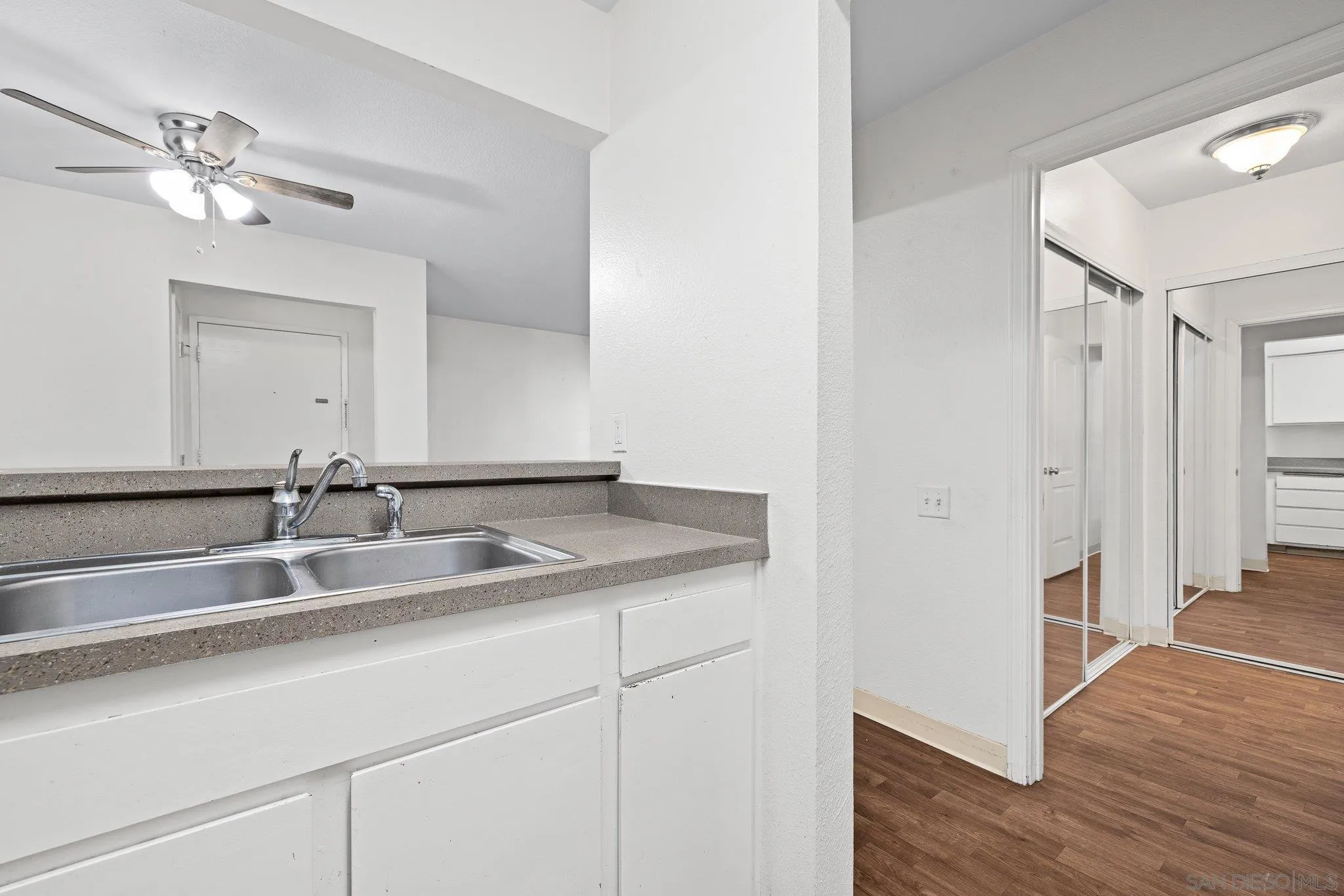 Photo #7: 250022837 Listing: Photo #7